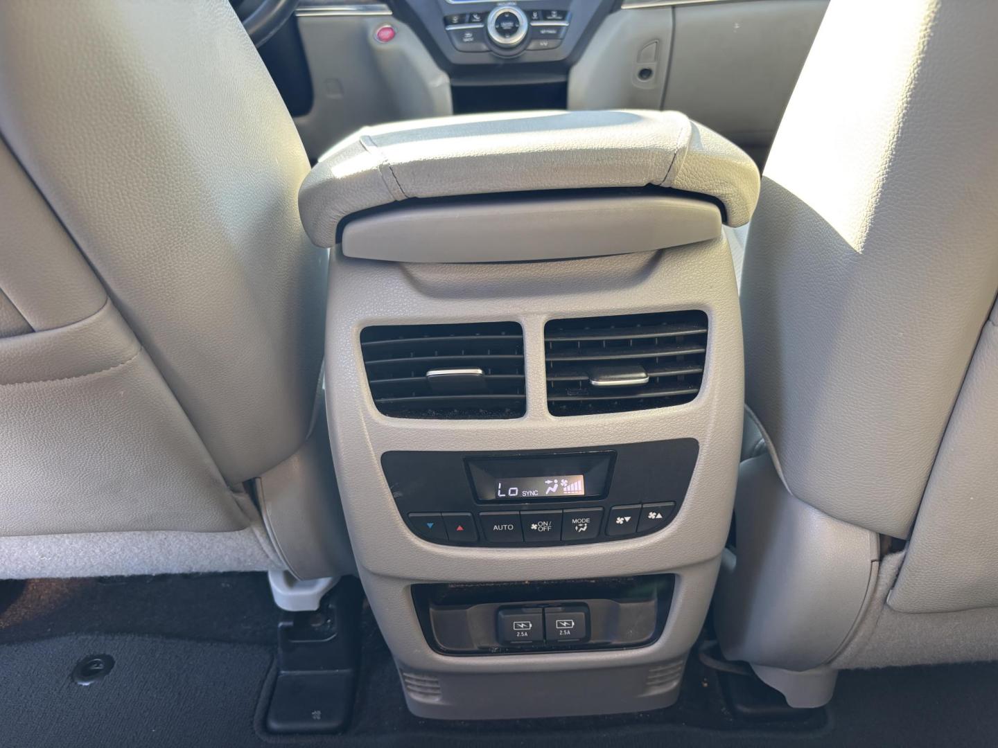 2019 BLUE /LIGHT GRAY LEATHER Acura MDX 9-Spd AT w/Tech Package (5J8YD3H56KL) with an 3.5L V6 SOHC 24V engine, 9A transmission, located at 11170 Summerlin Square Dr., Fort Myers Beach, FL, 33931, (239) 999-7777, 26.493546, -81.941628 - Photo#19