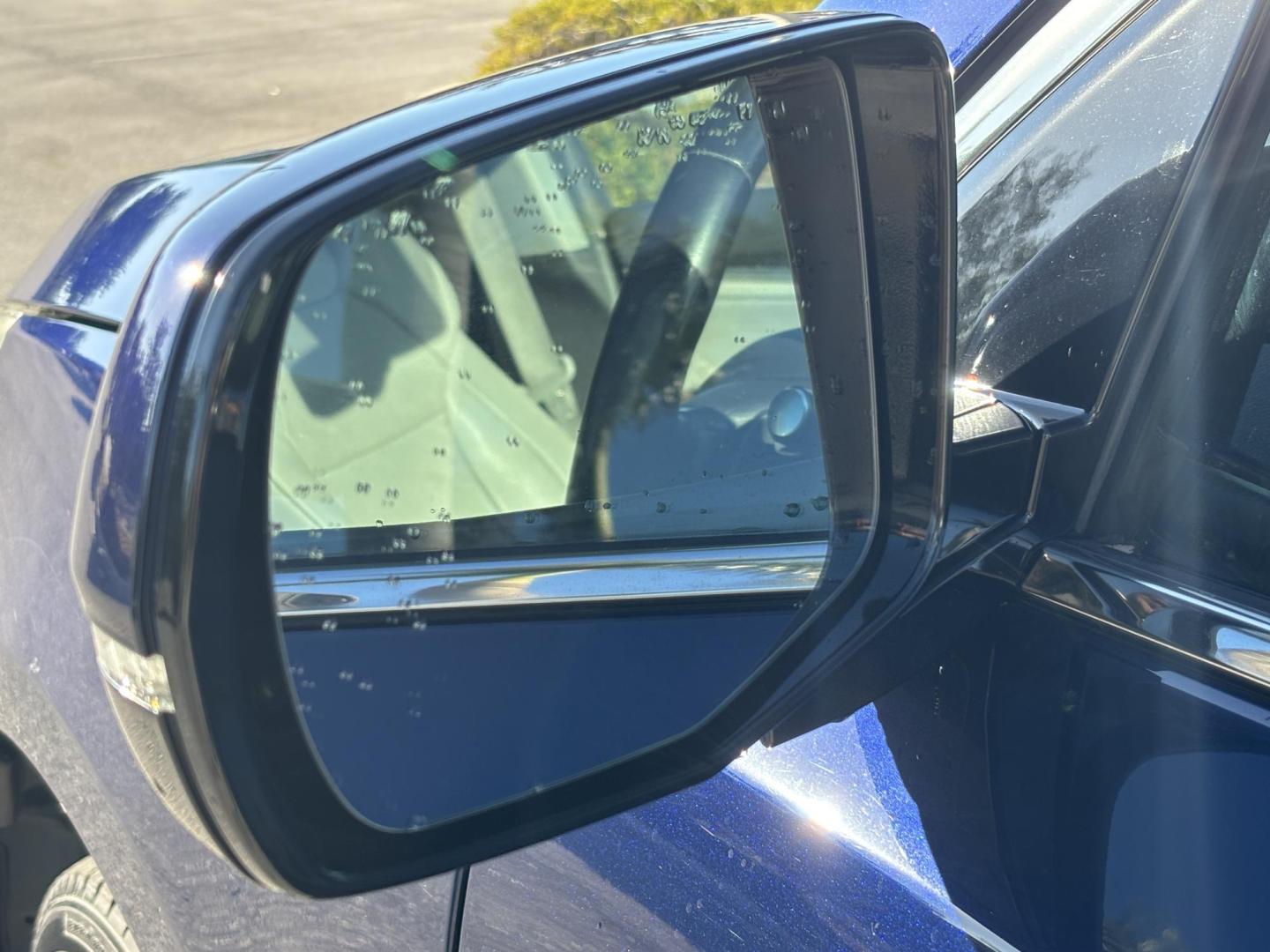 2019 BLUE /LIGHT GRAY LEATHER Acura MDX 9-Spd AT w/Tech Package (5J8YD3H56KL) with an 3.5L V6 SOHC 24V engine, 9A transmission, located at 11170 Summerlin Square Dr., Fort Myers Beach, FL, 33931, (239) 999-7777, 26.493546, -81.941628 - Photo#38