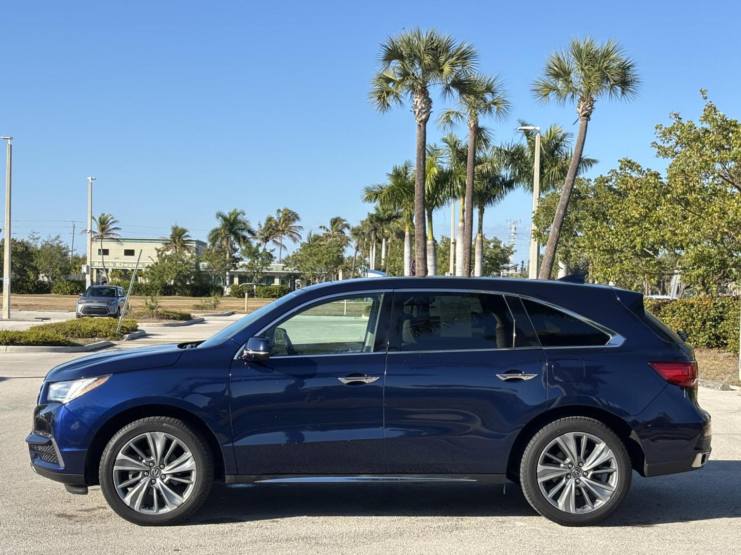 2019 BLUE /LIGHT GRAY LEATHER Acura MDX 9-Spd AT w/Tech Package (5J8YD3H56KL) with an 3.5L V6 SOHC 24V engine, 9A transmission, located at 11170 Summerlin Square Dr., Fort Myers Beach, FL, 33931, (239) 999-7777, 26.493546, -81.941628 - Photo#6
