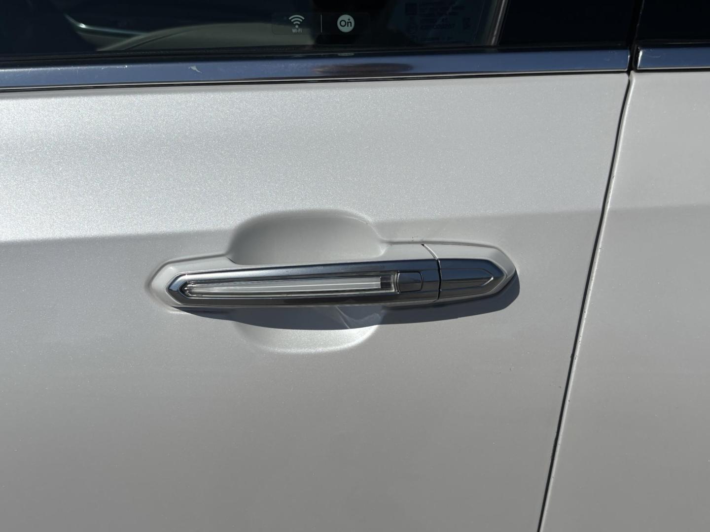 2019 WHITE /TAN LEATHER Cadillac XT4 Premium Luxury (1GYFZCR49KF) with an 2.0L L4 DOHC 16V engine, 9A transmission, located at 11170 Summerlin Square Dr., Fort Myers Beach, FL, 33931, (239) 999-7777, 26.493546, -81.941628 - Photo#43