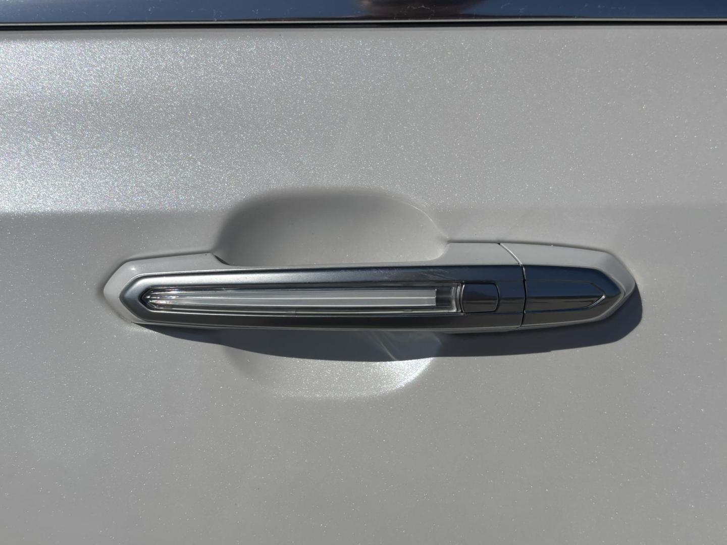 2019 WHITE /TAN LEATHER Cadillac XT4 Premium Luxury (1GYFZCR49KF) with an 2.0L L4 DOHC 16V engine, 9A transmission, located at 11170 Summerlin Square Dr., Fort Myers Beach, FL, 33931, (239) 999-7777, 26.493546, -81.941628 - Photo#42