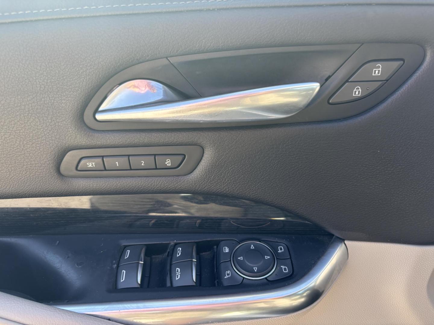 2019 WHITE /TAN LEATHER Cadillac XT4 Premium Luxury (1GYFZCR49KF) with an 2.0L L4 DOHC 16V engine, 9A transmission, located at 11170 Summerlin Square Dr., Fort Myers Beach, FL, 33931, (239) 999-7777, 26.493546, -81.941628 - Photo#38