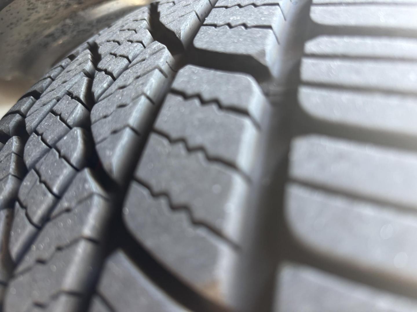 2019 WHITE /TAN LEATHER Cadillac XT4 Premium Luxury (1GYFZCR49KF) with an 2.0L L4 DOHC 16V engine, 9A transmission, located at 11170 Summerlin Square Dr., Fort Myers Beach, FL, 33931, (239) 999-7777, 26.493546, -81.941628 - Photo#46