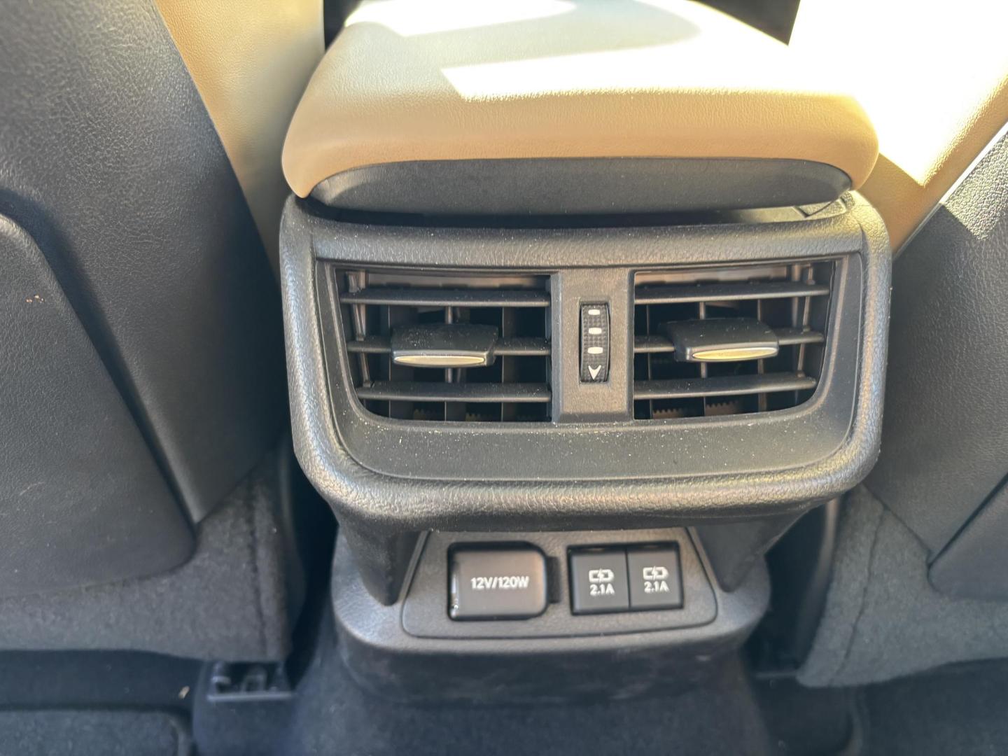 2019 SILVER /BEIGE LEATHER Lexus ES 350 Luxury (58ABZ1B12KU) with an 3.5L V6 DOHC 24V engine, 8A transmission, located at 11170 Summerlin Square Dr., Fort Myers Beach, FL, 33931, (239) 999-7777, 26.493546, -81.941628 - Photo#15