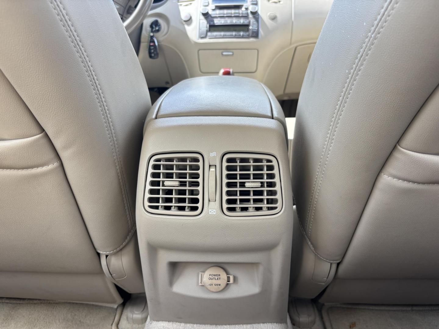 2006 BEIGE /TAN LEATHER Hyundai Azera Limited (KMHFC46F56A) with an 3.8L V6 DOHC 24V engine, 5-Speed Automatic Overdrive transmission, located at 11170 Summerlin Square Dr., Fort Myers Beach, FL, 33931, (239) 999-7777, 26.493546, -81.941628 - Photo#19