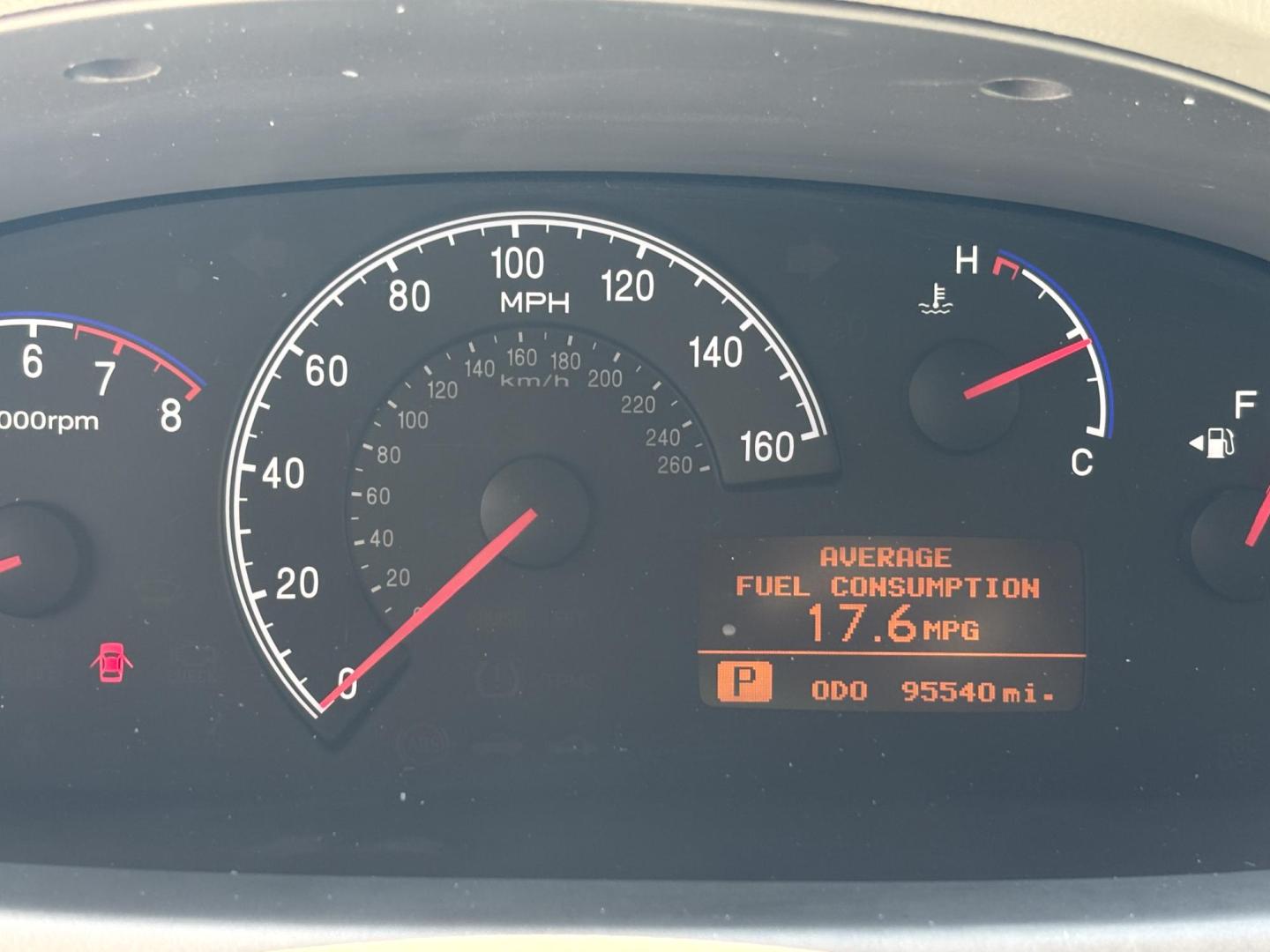 2006 BEIGE /TAN LEATHER Hyundai Azera Limited (KMHFC46F56A) with an 3.8L V6 DOHC 24V engine, 5-Speed Automatic Overdrive transmission, located at 11170 Summerlin Square Dr., Fort Myers Beach, FL, 33931, (239) 999-7777, 26.493546, -81.941628 - Photo#29