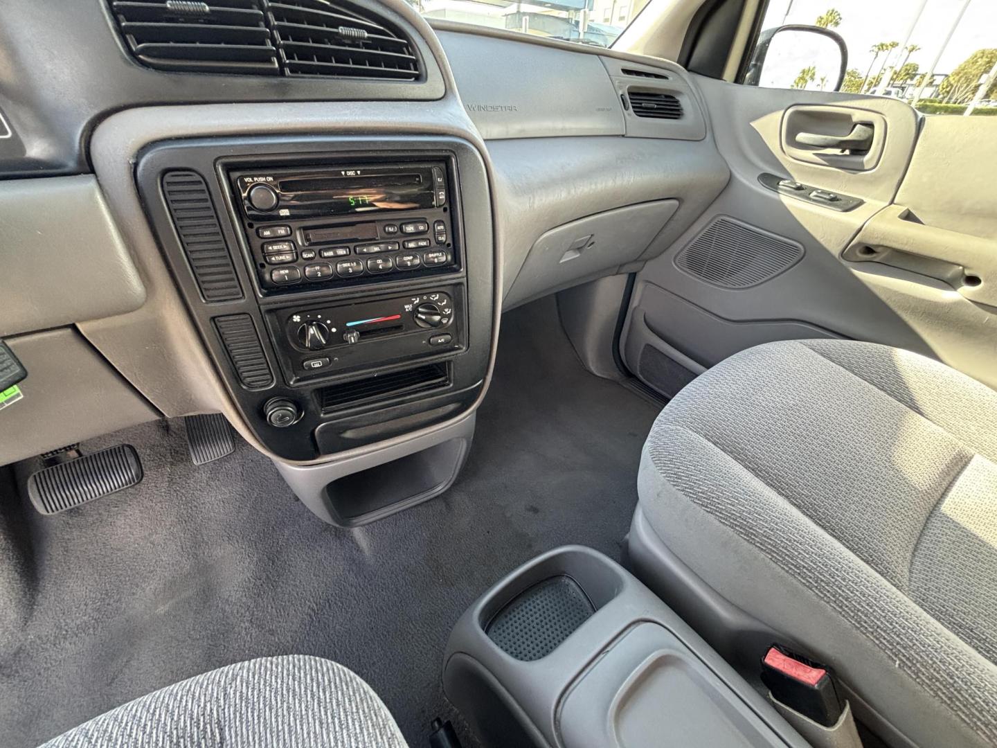 2002 BLUE /GREY CLOTH Ford Windstar LX (2FMZA51422B) with an 3.8L V6 OHV 12V engine, 4-Speed Automatic Overdrive transmission, located at 11170 Summerlin Square Dr., Fort Myers Beach, FL, 33931, (239) 999-7777, 26.493546, -81.941628 - Photo#13