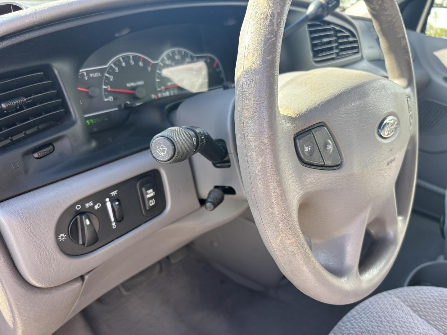 2002 BLUE /GREY CLOTH Ford Windstar LX (2FMZA51422B) with an 3.8L V6 OHV 12V engine, 4-Speed Automatic Overdrive transmission, located at 11170 Summerlin Square Dr., Fort Myers Beach, FL, 33931, (239) 999-7777, 26.493546, -81.941628 - Photo#21