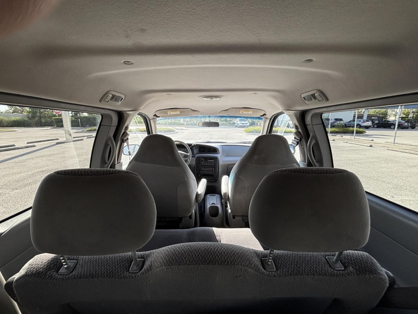 2002 BLUE /GREY CLOTH Ford Windstar LX (2FMZA51422B) with an 3.8L V6 OHV 12V engine, 4-Speed Automatic Overdrive transmission, located at 11170 Summerlin Square Dr., Fort Myers Beach, FL, 33931, (239) 999-7777, 26.493546, -81.941628 - Photo#10