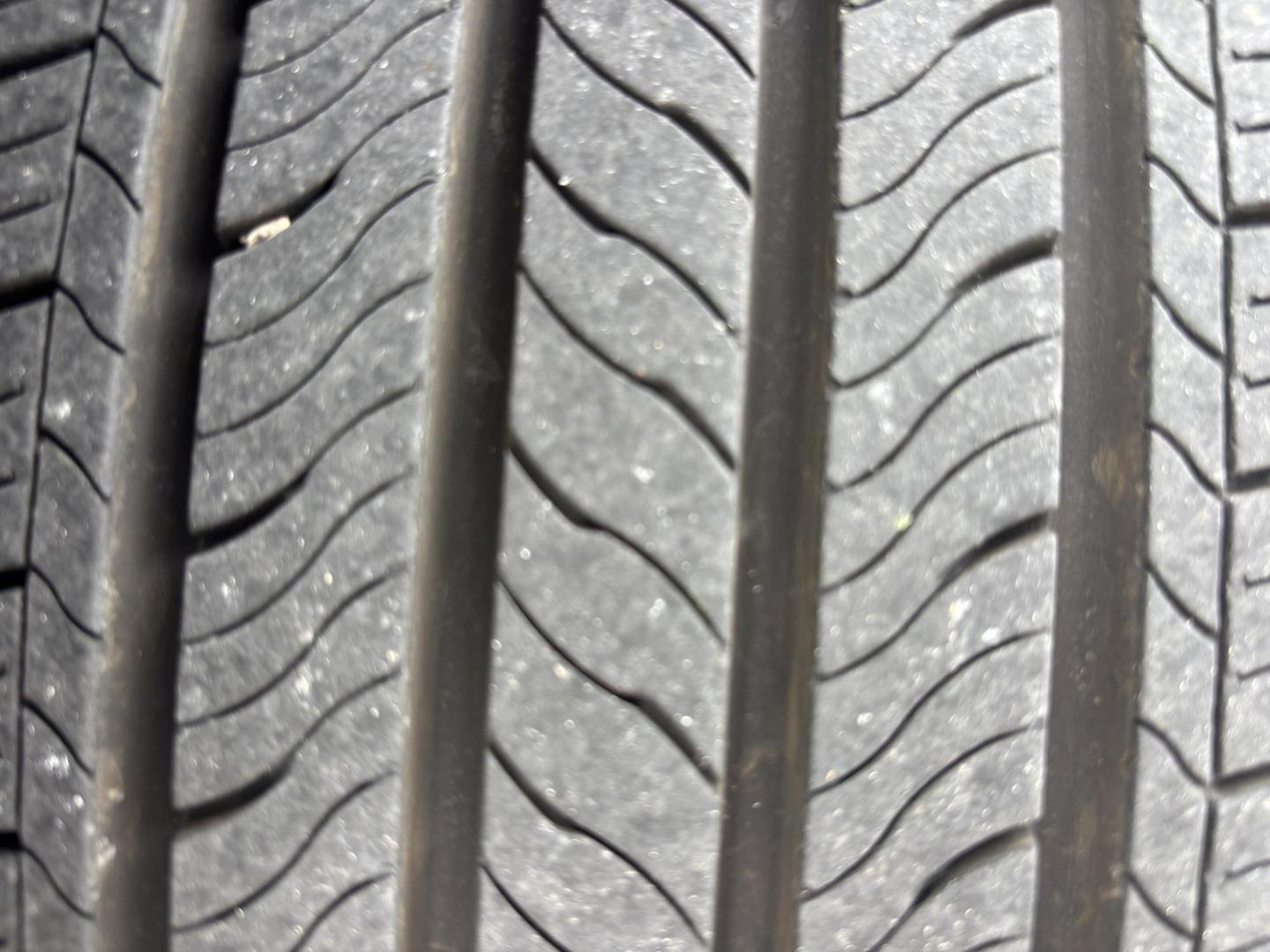 2007 BLACK /BEIGE LEATHER Honda Accord EX-L Sedan AT (1HGCM56807A) with an 2.4L L4 DOHC 16V engine, 5-Speed Automatic Overdrive transmission, located at 11170 Summerlin Square Dr., Fort Myers Beach, FL, 33931, (239) 999-7777, 26.493546, -81.941628 - Cash Only - Photo#26