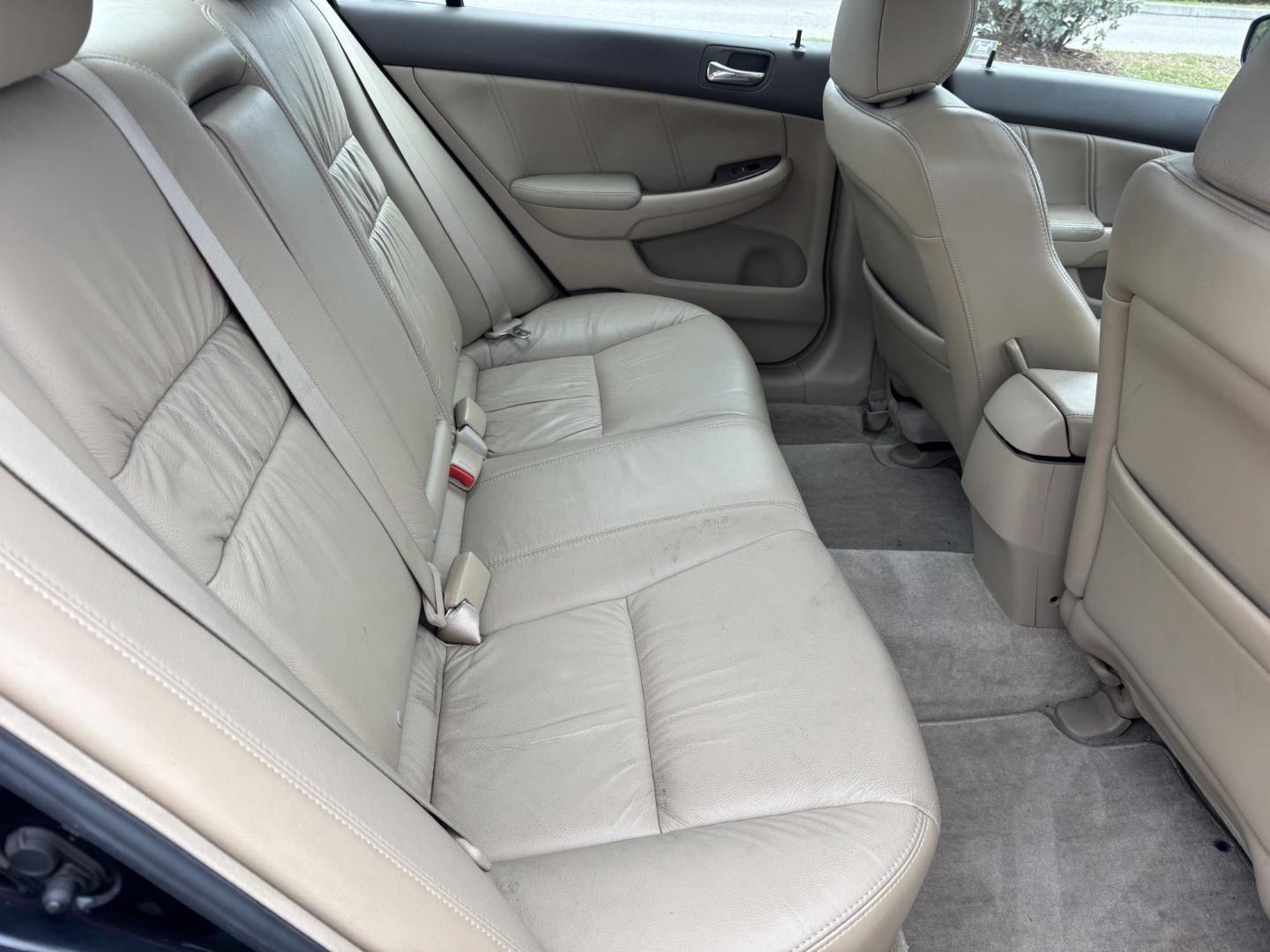 2007 BLACK /BEIGE LEATHER Honda Accord EX-L Sedan AT (1HGCM56807A) with an 2.4L L4 DOHC 16V engine, 5-Speed Automatic Overdrive transmission, located at 11170 Summerlin Square Dr., Fort Myers Beach, FL, 33931, (239) 999-7777, 26.493546, -81.941628 - Cash Only - Photo#17