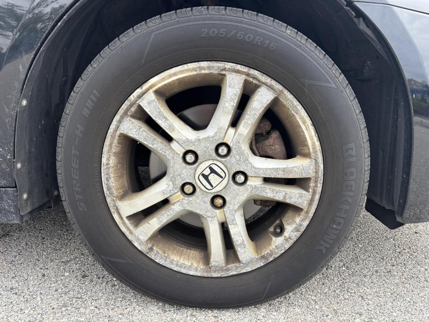 2007 BLACK /BEIGE LEATHER Honda Accord EX-L Sedan AT (1HGCM56807A) with an 2.4L L4 DOHC 16V engine, 5-Speed Automatic Overdrive transmission, located at 11170 Summerlin Square Dr., Fort Myers Beach, FL, 33931, (239) 999-7777, 26.493546, -81.941628 - Cash Only - Photo#27