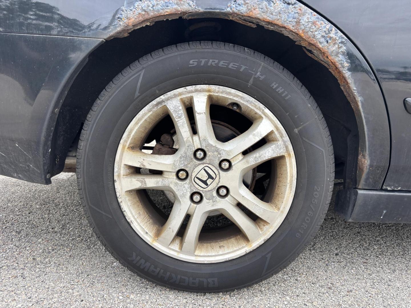 2007 BLACK /BEIGE LEATHER Honda Accord EX-L Sedan AT (1HGCM56807A) with an 2.4L L4 DOHC 16V engine, 5-Speed Automatic Overdrive transmission, located at 11170 Summerlin Square Dr., Fort Myers Beach, FL, 33931, (239) 999-7777, 26.493546, -81.941628 - Cash Only - Photo#28