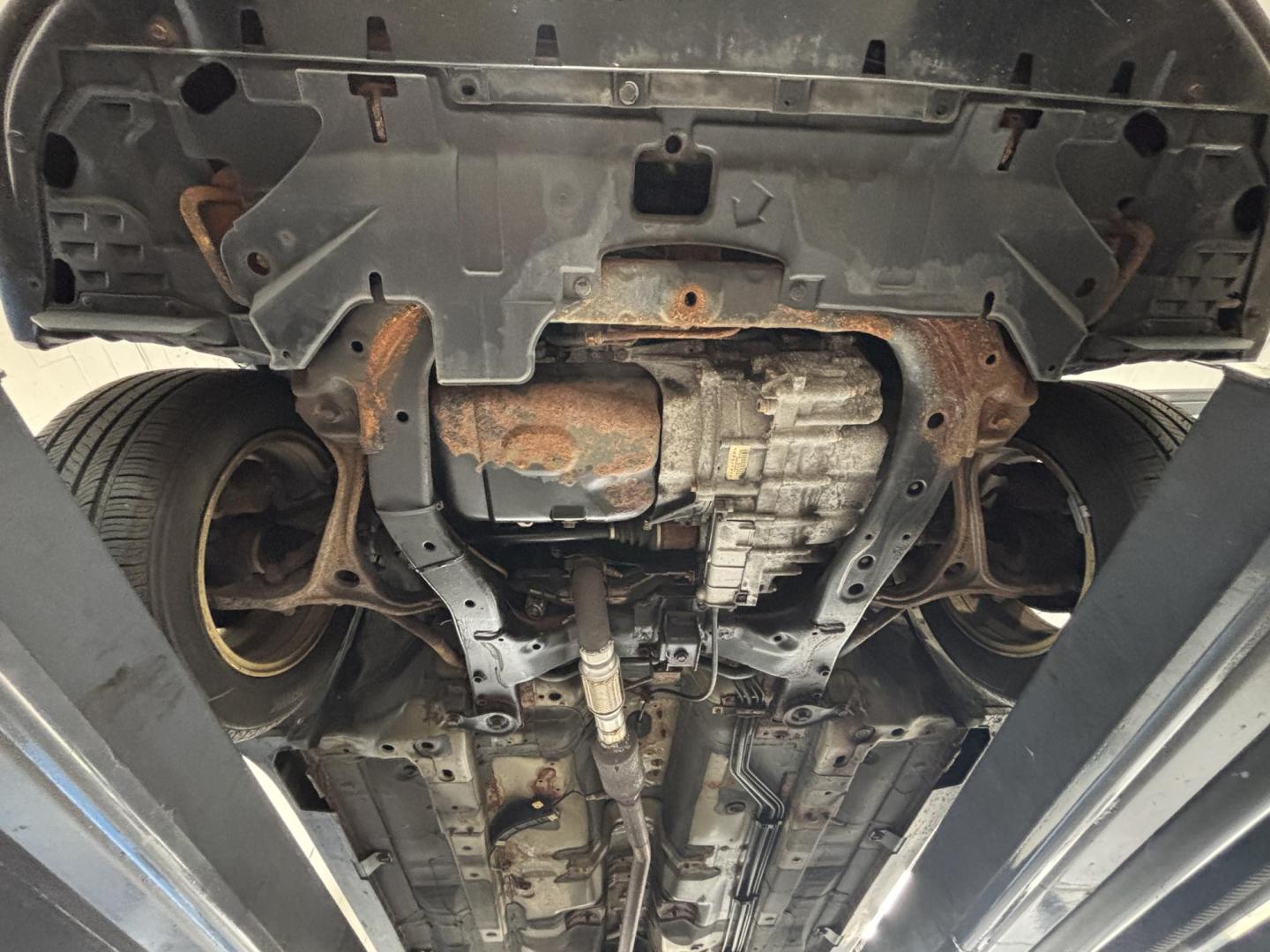 2007 BLACK /BEIGE LEATHER Honda Accord EX-L Sedan AT (1HGCM56807A) with an 2.4L L4 DOHC 16V engine, 5-Speed Automatic Overdrive transmission, located at 11170 Summerlin Square Dr., Fort Myers Beach, FL, 33931, (239) 999-7777, 26.493546, -81.941628 - Cash Only - Photo#24