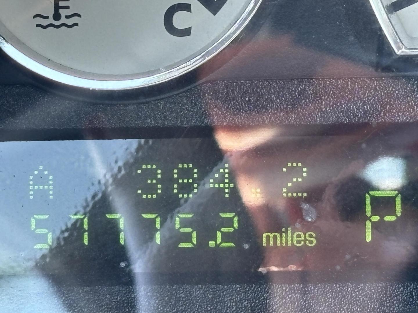 2004 MAROON /BEIGE LEATHER Ford Thunderbird Deluxe (1FAHP60A04Y) with an 3.9L V8 DOHC 32V engine, 5-Speed Automatic Overdrive transmission, located at 11170 Summerlin Square Dr., Fort Myers Beach, FL, 33931, (239) 999-7777, 26.493546, -81.941628 - Photo#38