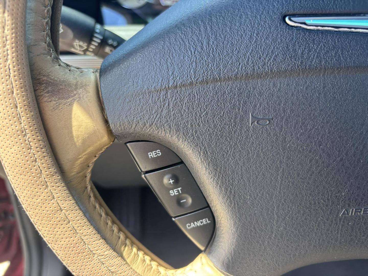 2004 MAROON /BEIGE LEATHER Ford Thunderbird Deluxe (1FAHP60A04Y) with an 3.9L V8 DOHC 32V engine, 5-Speed Automatic Overdrive transmission, located at 11170 Summerlin Square Dr., Fort Myers Beach, FL, 33931, (239) 999-7777, 26.493546, -81.941628 - Photo#40