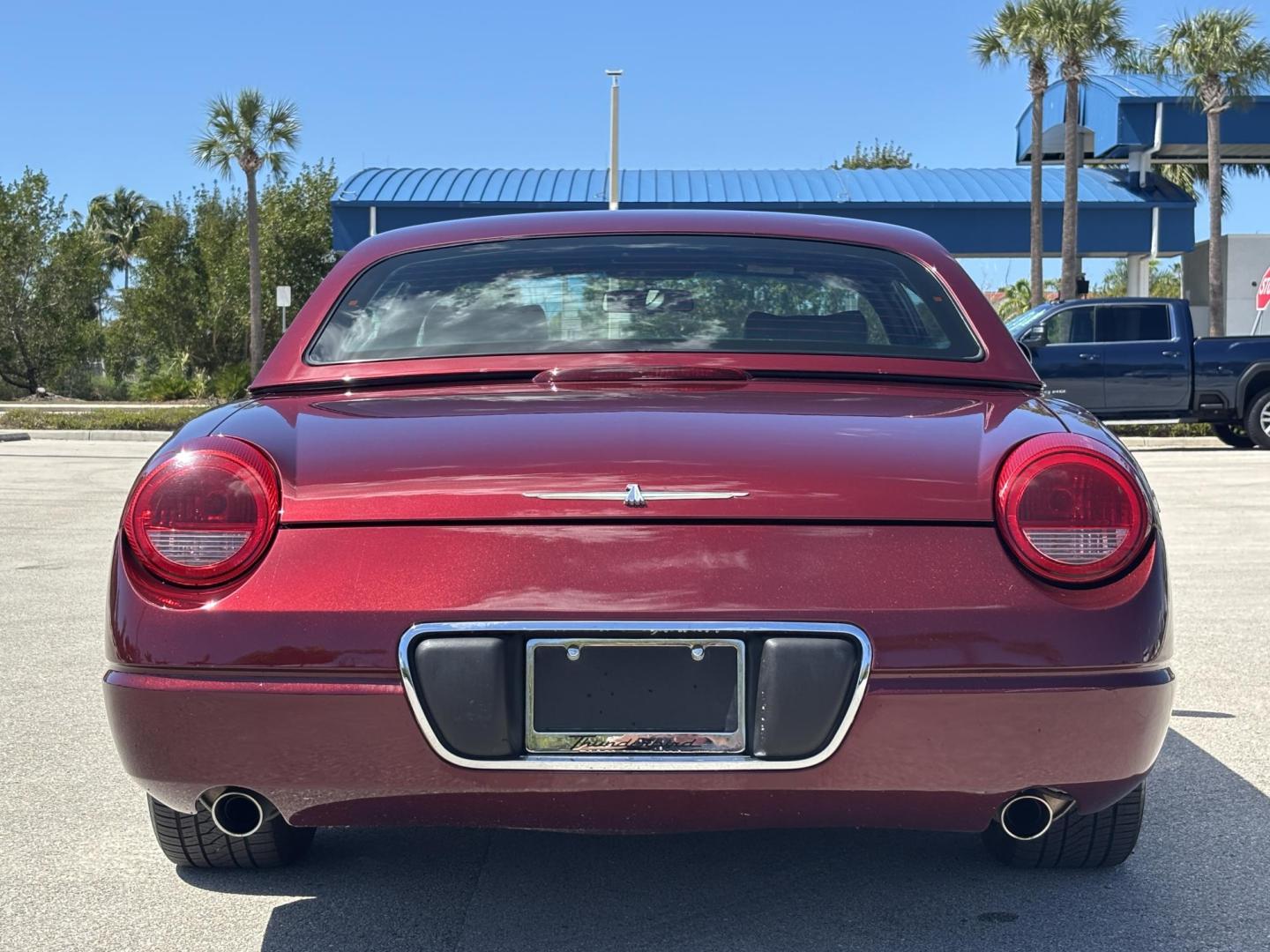 2004 MAROON /BEIGE LEATHER Ford Thunderbird Deluxe (1FAHP60A04Y) with an 3.9L V8 DOHC 32V engine, 5-Speed Automatic Overdrive transmission, located at 11170 Summerlin Square Dr., Fort Myers Beach, FL, 33931, (239) 999-7777, 26.493546, -81.941628 - Photo#7