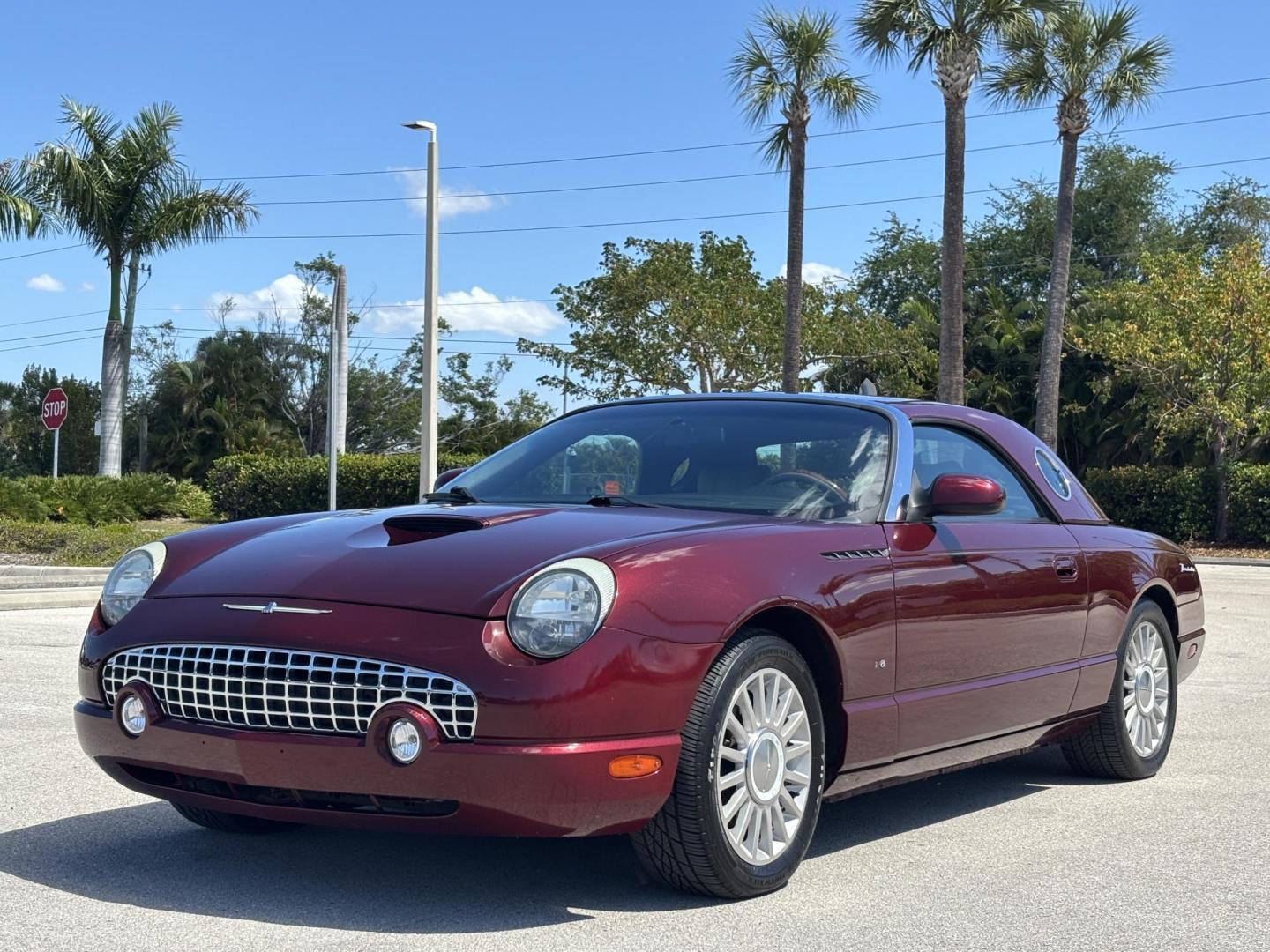 2004 MAROON /BEIGE LEATHER Ford Thunderbird Deluxe (1FAHP60A04Y) with an 3.9L V8 DOHC 32V engine, 5-Speed Automatic Overdrive transmission, located at 11170 Summerlin Square Dr., Fort Myers Beach, FL, 33931, (239) 999-7777, 26.493546, -81.941628 - Photo#1