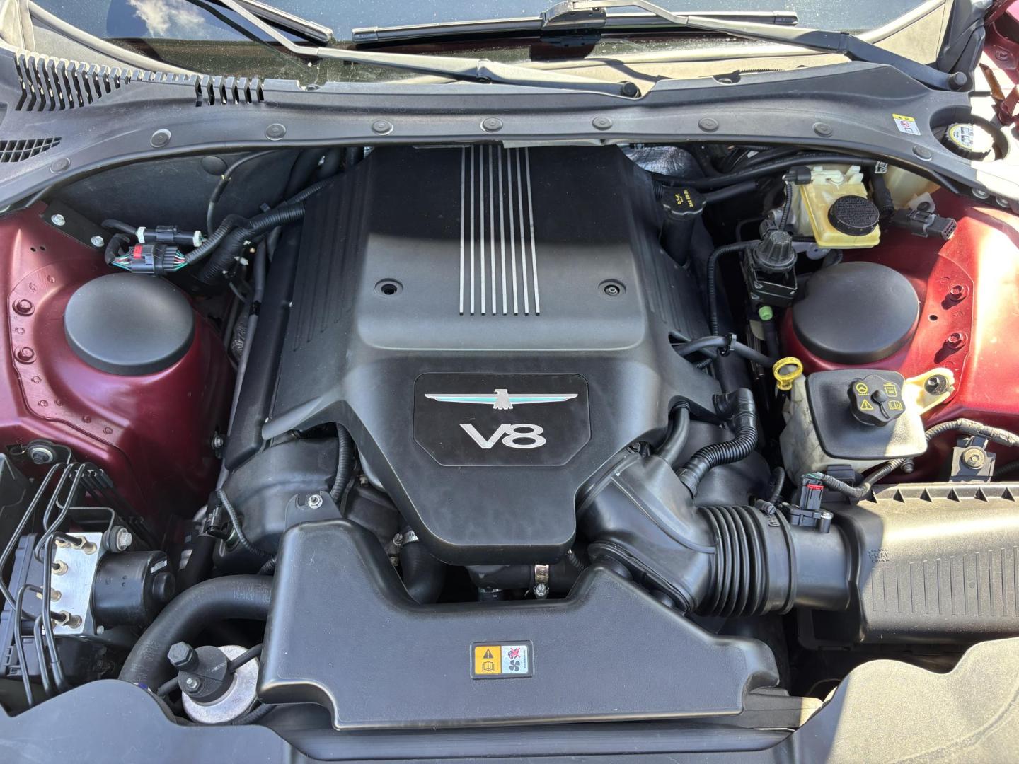 2004 MAROON /BEIGE LEATHER Ford Thunderbird Deluxe (1FAHP60A04Y) with an 3.9L V8 DOHC 32V engine, 5-Speed Automatic Overdrive transmission, located at 11170 Summerlin Square Dr., Fort Myers Beach, FL, 33931, (239) 999-7777, 26.493546, -81.941628 - Photo#46