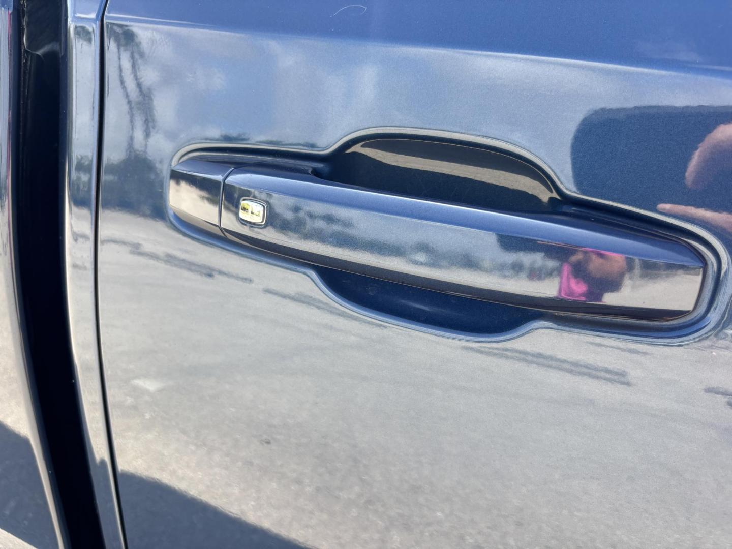 2019 BLUE Chevrolet Silverado 1500 LT Double Cab 2WD (1GCVWCED4KZ) with an 5.3L V8 OHV 16V engine, 6A transmission, located at 11170 Summerlin Square Dr., Fort Myers Beach, FL, 33931, (239) 999-7777, 26.493546, -81.941628 - Photo#29