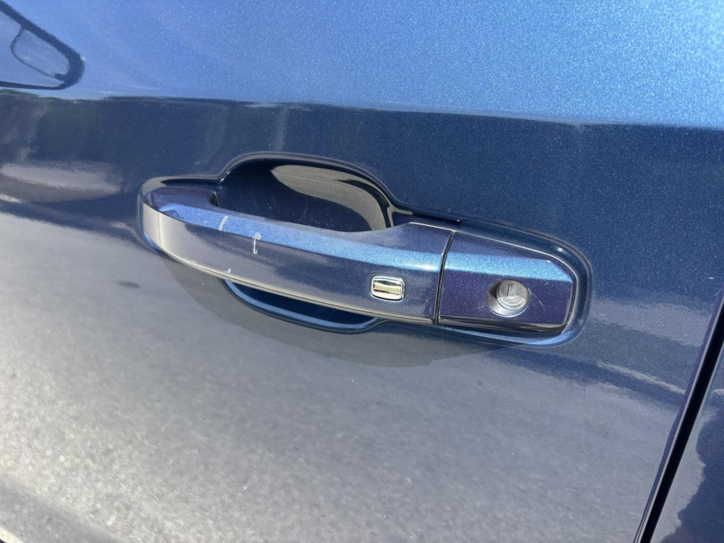 2019 BLUE Chevrolet Silverado 1500 LT Double Cab 2WD (1GCVWCED4KZ) with an 5.3L V8 OHV 16V engine, 6A transmission, located at 11170 Summerlin Square Dr., Fort Myers Beach, FL, 33931, (239) 999-7777, 26.493546, -81.941628 - Photo#28