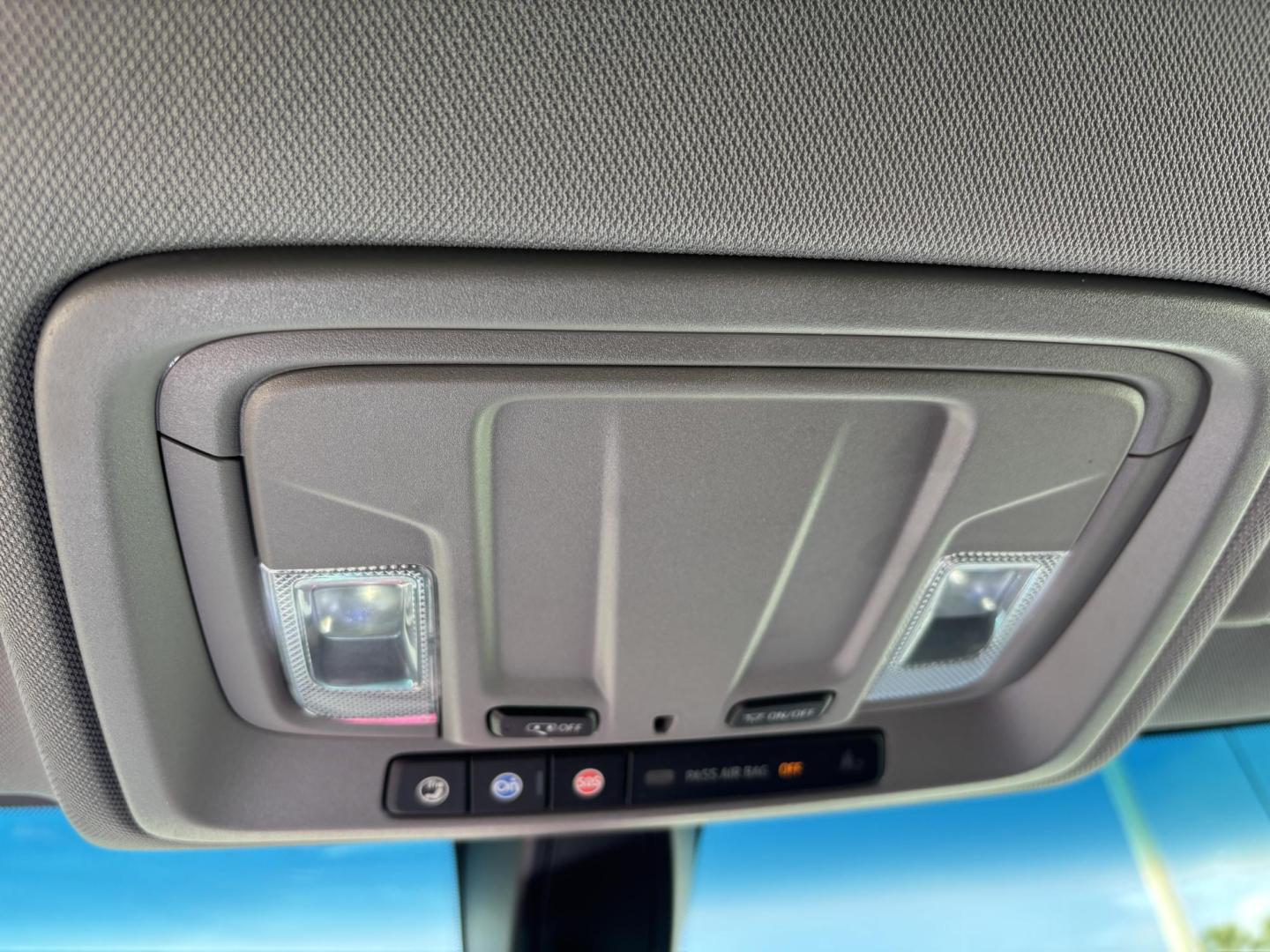 2019 BLUE Chevrolet Silverado 1500 LT Double Cab 2WD (1GCVWCED4KZ) with an 5.3L V8 OHV 16V engine, 6A transmission, located at 11170 Summerlin Square Dr., Fort Myers Beach, FL, 33931, (239) 999-7777, 26.493546, -81.941628 - Photo#32