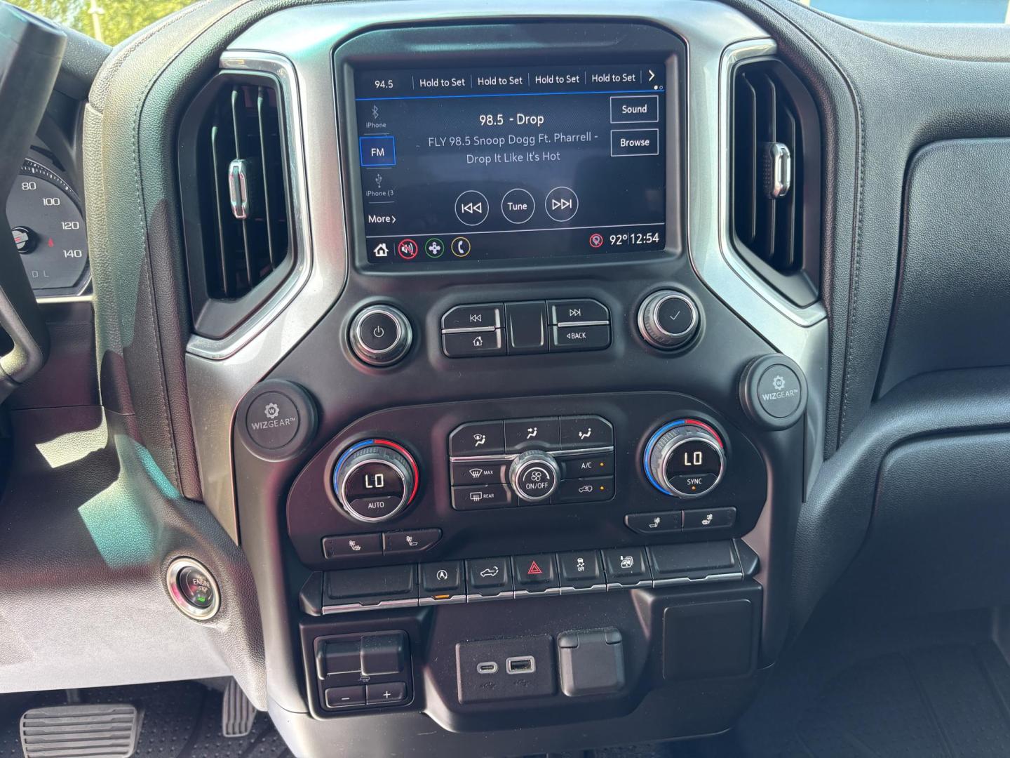 2019 BLUE Chevrolet Silverado 1500 LT Double Cab 2WD (1GCVWCED4KZ) with an 5.3L V8 OHV 16V engine, 6A transmission, located at 11170 Summerlin Square Dr., Fort Myers Beach, FL, 33931, (239) 999-7777, 26.493546, -81.941628 - Photo#21