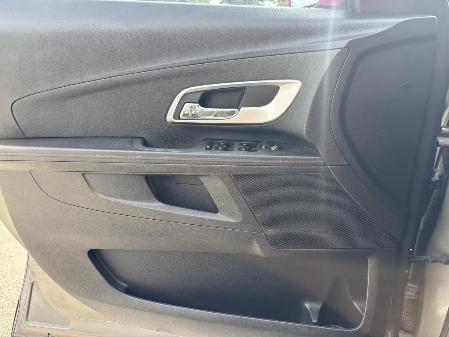 2011 BROWN /BLACK Chevrolet Equinox 1LT 2WD (2CNALDEC4B6) with an 2.4L L4 DOHC 16V engine, 6-Speed Automatic transmission, located at 11170 Summerlin Square Dr., Fort Myers Beach, FL, 33931, (239) 999-7777, 26.493546, -81.941628 - Photo#27