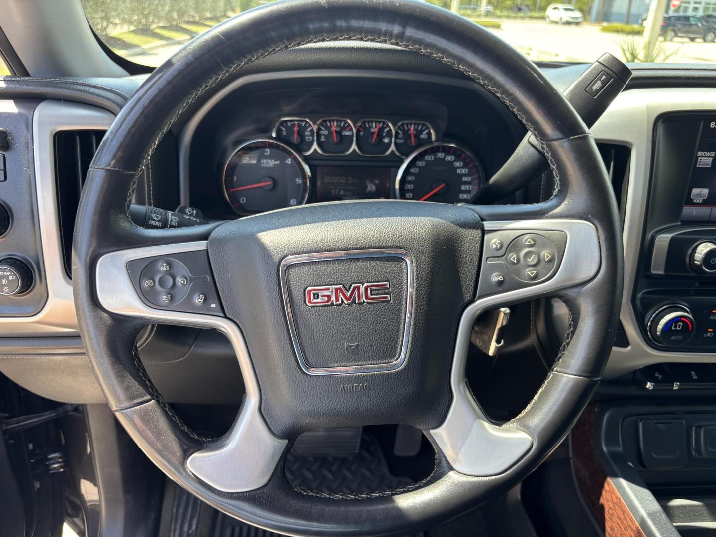 2015 GRAY /BLACK LEATHER GMC Sierra 1500 SLT Crew Cab 4WD (3GTU2VEC3FG) with an 5.3L V8 OHV 16V engine, 6-Speed Automatic transmission, located at 11170 Summerlin Square Dr., Fort Myers Beach, FL, 33931, (239) 999-7777, 26.493546, -81.941628 - Photo#22