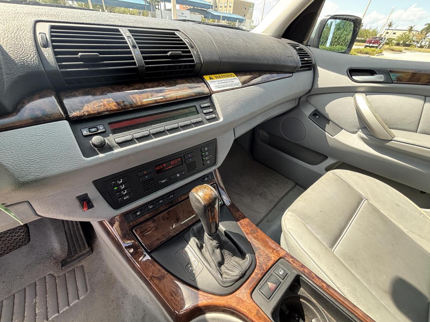 2002 BLUE /BLACK LEATHER BMW X5 3.0i (5UXFA535X2L) with an 3.0L L6 DOHC 24V engine, located at 11170 Summerlin Square Dr., Fort Myers Beach, FL, 33931, (239) 999-7777, 26.493546, -81.941628 - Photo#11