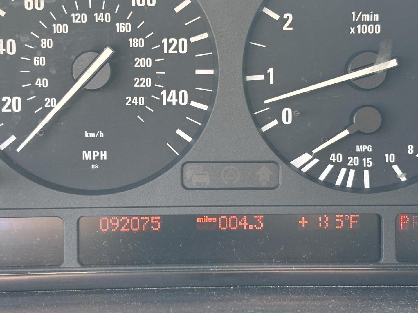 2002 BLUE /BLACK LEATHER BMW X5 3.0i (5UXFA535X2L) with an 3.0L L6 DOHC 24V engine, located at 11170 Summerlin Square Dr., Fort Myers Beach, FL, 33931, (239) 999-7777, 26.493546, -81.941628 - Photo#27