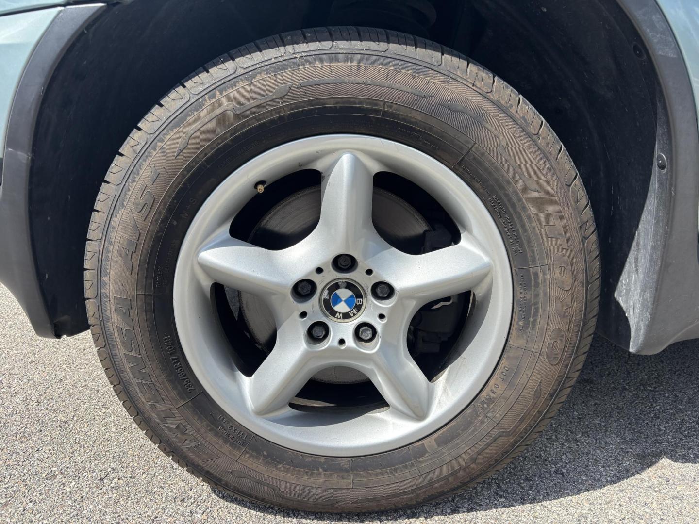 2002 BLUE /BLACK LEATHER BMW X5 3.0i (5UXFA535X2L) with an 3.0L L6 DOHC 24V engine, located at 11170 Summerlin Square Dr., Fort Myers Beach, FL, 33931, (239) 999-7777, 26.493546, -81.941628 - Photo#38