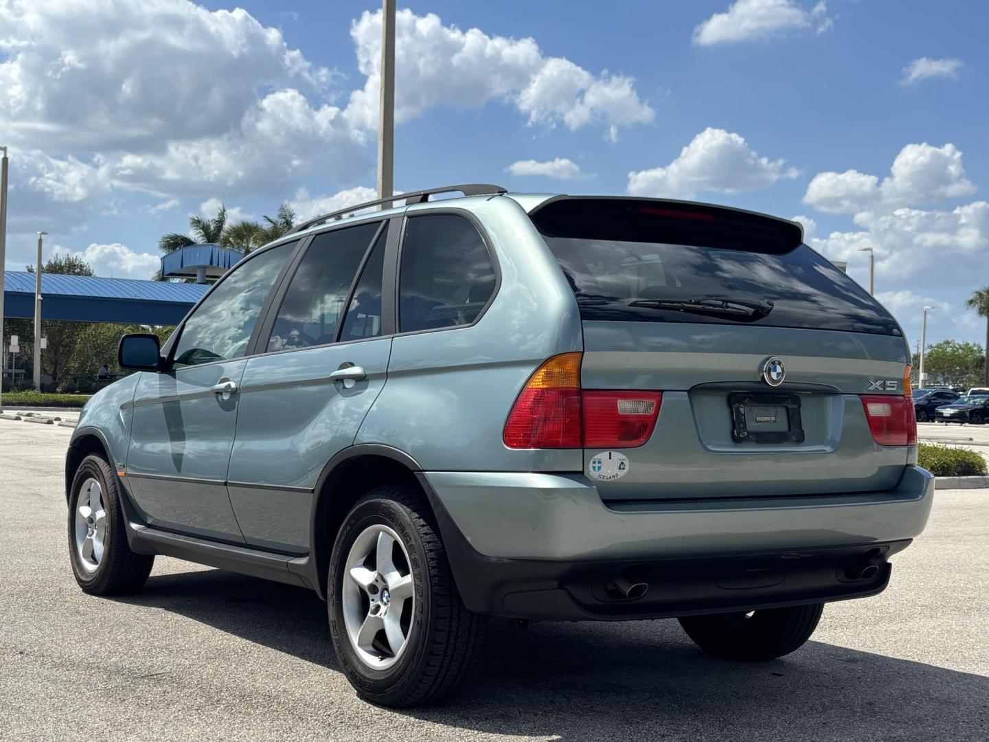 2002 BLUE /BLACK LEATHER BMW X5 3.0i (5UXFA535X2L) with an 3.0L L6 DOHC 24V engine, located at 11170 Summerlin Square Dr., Fort Myers Beach, FL, 33931, (239) 999-7777, 26.493546, -81.941628 - Photo#5