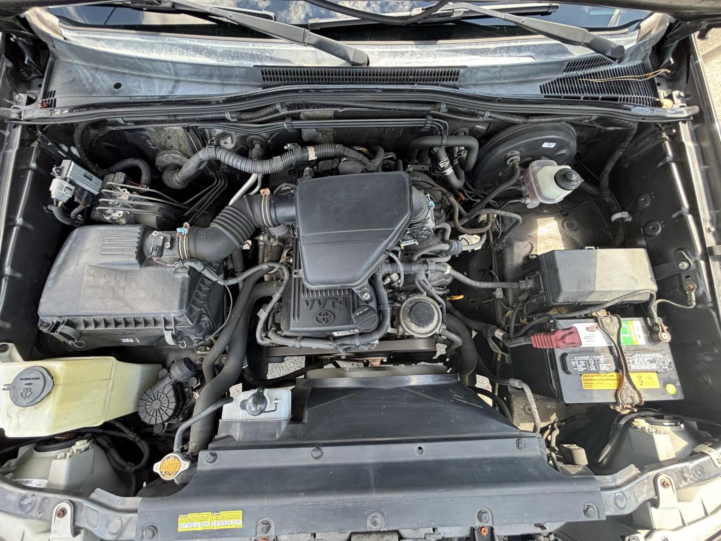 2011 GRAY /TAN CLOTH Toyota Tacoma Access Cab 2WD (5TFTX4CN6BX) with an 2.7L L4 DOHC 16V engine, 4 Speed Automatic transmission, located at 11170 Summerlin Square Dr., Fort Myers Beach, FL, 33931, (239) 999-7777, 26.493546, -81.941628 - Photo#32