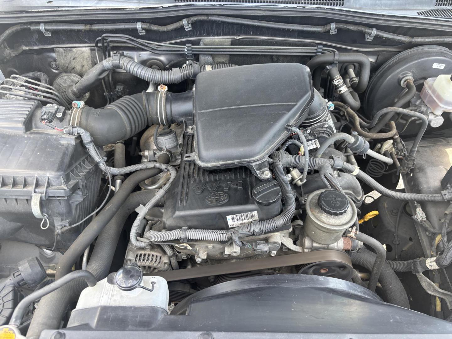 2011 GRAY /TAN CLOTH Toyota Tacoma Access Cab 2WD (5TFTX4CN6BX) with an 2.7L L4 DOHC 16V engine, 4 Speed Automatic transmission, located at 11170 Summerlin Square Dr., Fort Myers Beach, FL, 33931, (239) 999-7777, 26.493546, -81.941628 - Photo#31