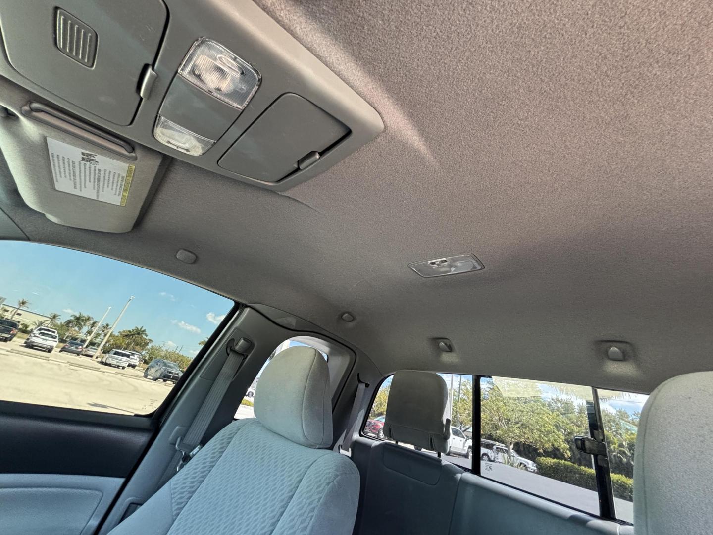 2011 GRAY /TAN CLOTH Toyota Tacoma Access Cab 2WD (5TFTX4CN6BX) with an 2.7L L4 DOHC 16V engine, 4 Speed Automatic transmission, located at 11170 Summerlin Square Dr., Fort Myers Beach, FL, 33931, (239) 999-7777, 26.493546, -81.941628 - Photo#19