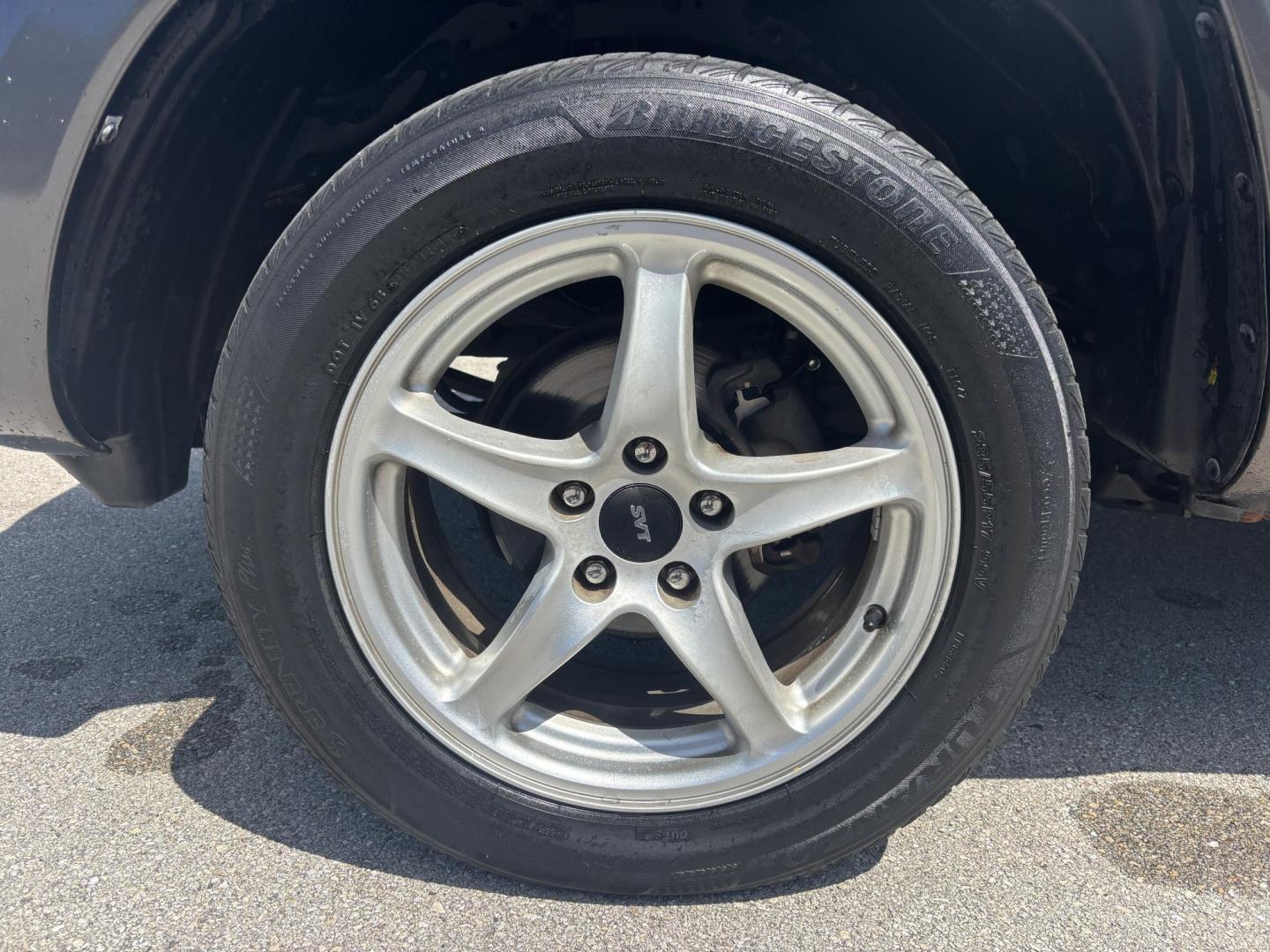 2011 GRAY /TAN CLOTH Toyota Tacoma Access Cab 2WD (5TFTX4CN6BX) with an 2.7L L4 DOHC 16V engine, 4 Speed Automatic transmission, located at 11170 Summerlin Square Dr., Fort Myers Beach, FL, 33931, (239) 999-7777, 26.493546, -81.941628 - Photo#36