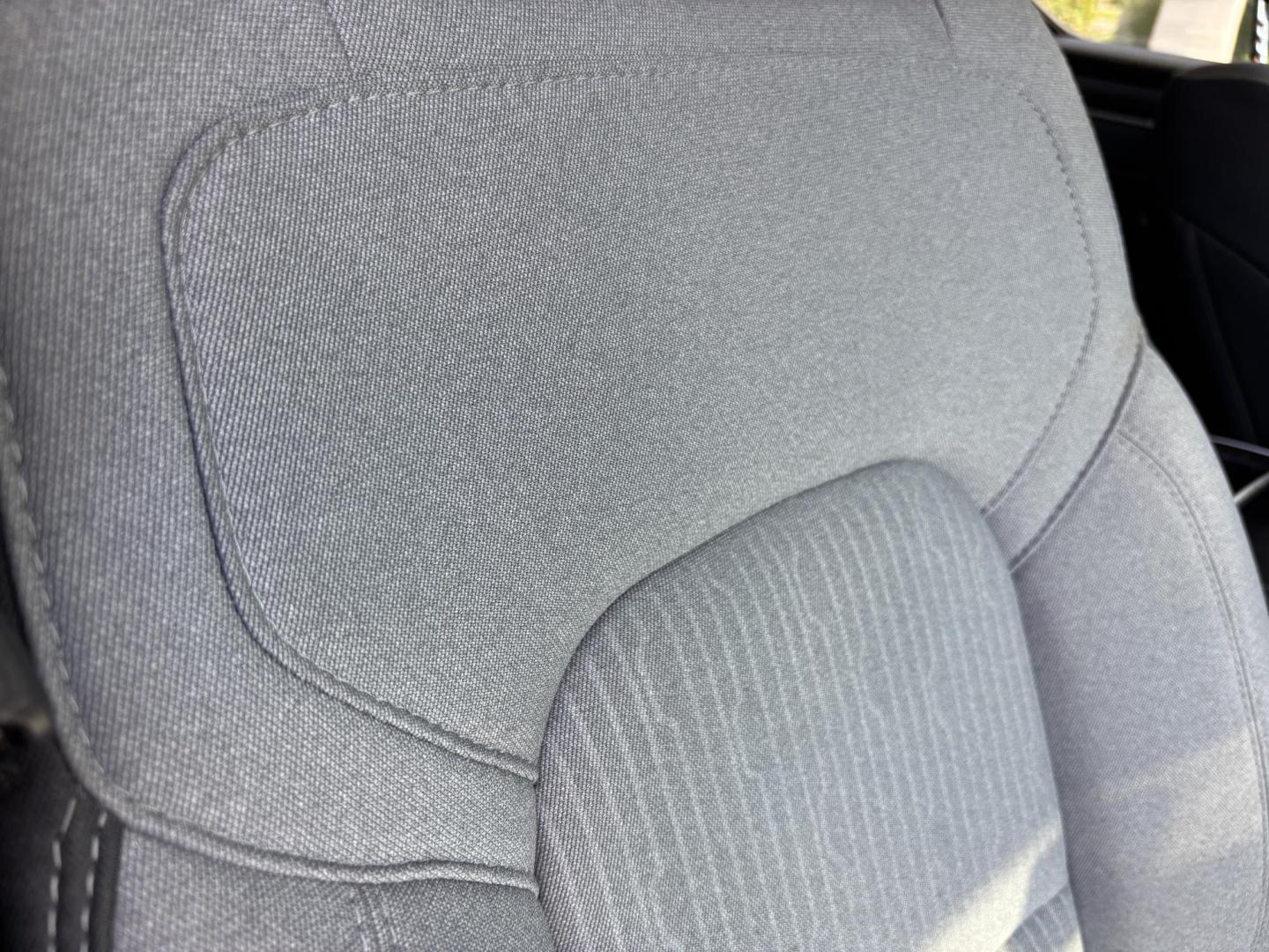 2019 SILVER /DIESEL GRAY RAM 1500 Big Horn Quad Cab 2WD (1C6RREBT1KN) with an 5.7L V8 Hemi engine, 8A transmission, located at 11170 Summerlin Square Dr., Fort Myers Beach, FL, 33931, (239) 999-7777, 26.493546, -81.941628 - Photo#18