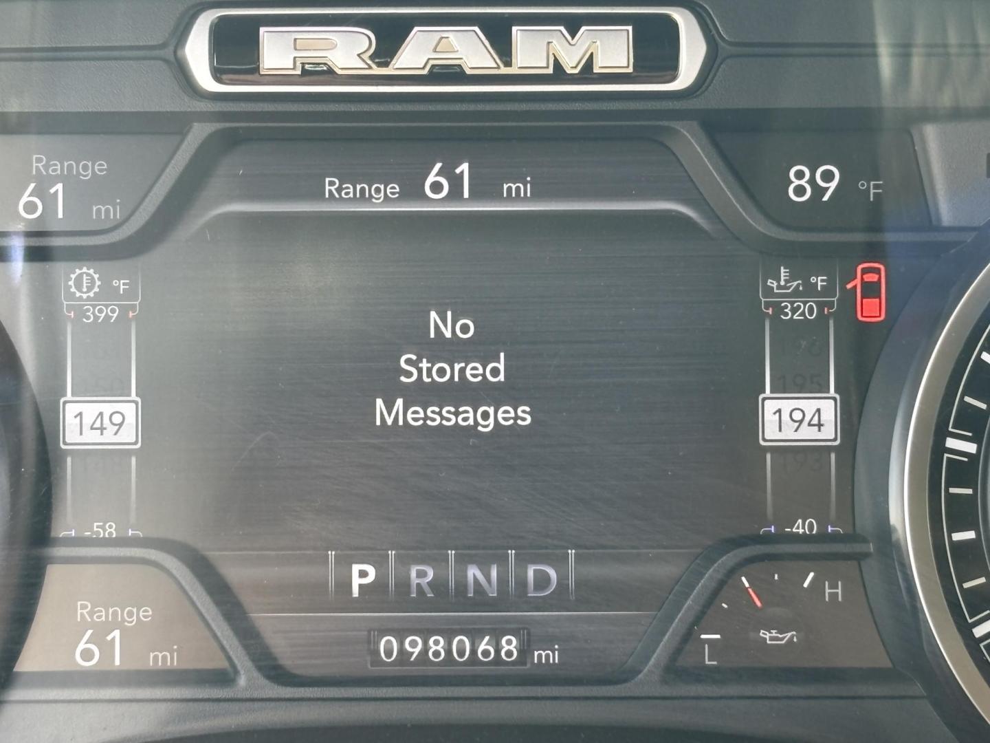 2019 SILVER /DIESEL GRAY RAM 1500 Big Horn Quad Cab 2WD (1C6RREBT1KN) with an 5.7L V8 Hemi engine, 8A transmission, located at 11170 Summerlin Square Dr., Fort Myers Beach, FL, 33931, (239) 999-7777, 26.493546, -81.941628 - Photo#24