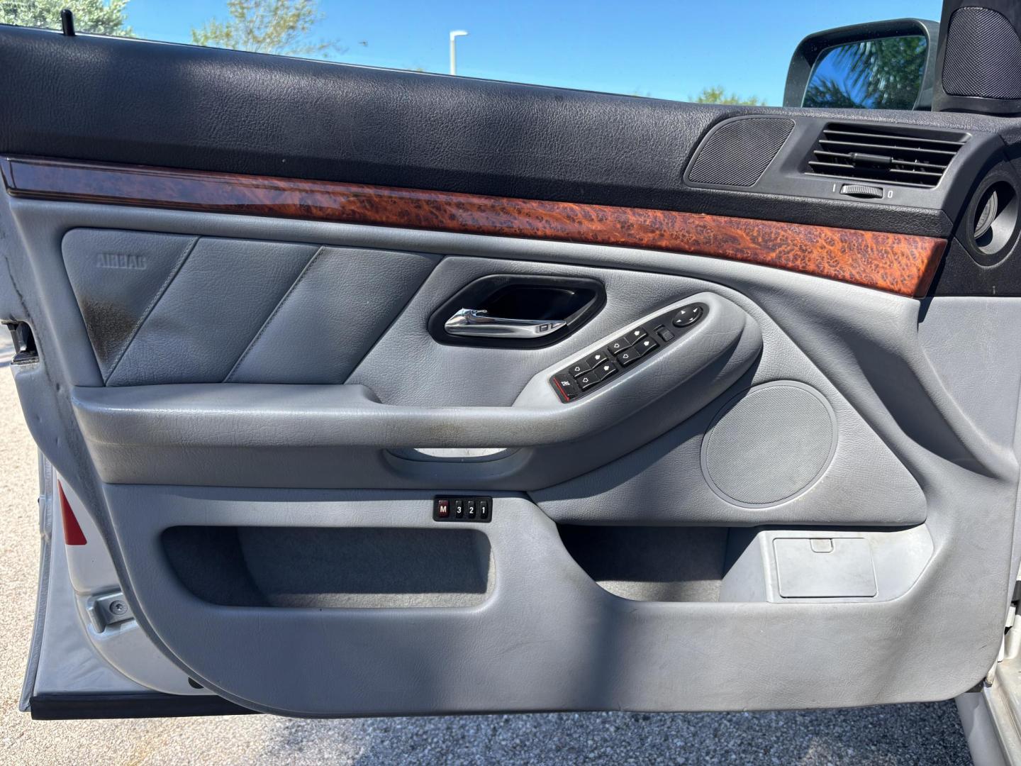 1999 SILVER /LIGHT GRAY LEATHER BMW 5-Series 528i (WBADM6336XB) with an 2.8L L6 DOHC 24V engine, 4-Speed Automatic Overdrive transmission, located at 11170 Summerlin Square Dr., Fort Myers Beach, FL, 33931, (239) 999-7777, 26.493546, -81.941628 - Take a look at this classic and well-kept 1999 BMW 5 Series — a rare find with only 82,000 miles and a history you can feel confident about. This BMW represents a time when driving experience came first. Known for its solid German engineering, smooth ride, and balanced handling, the 5 Series de - Photo#28