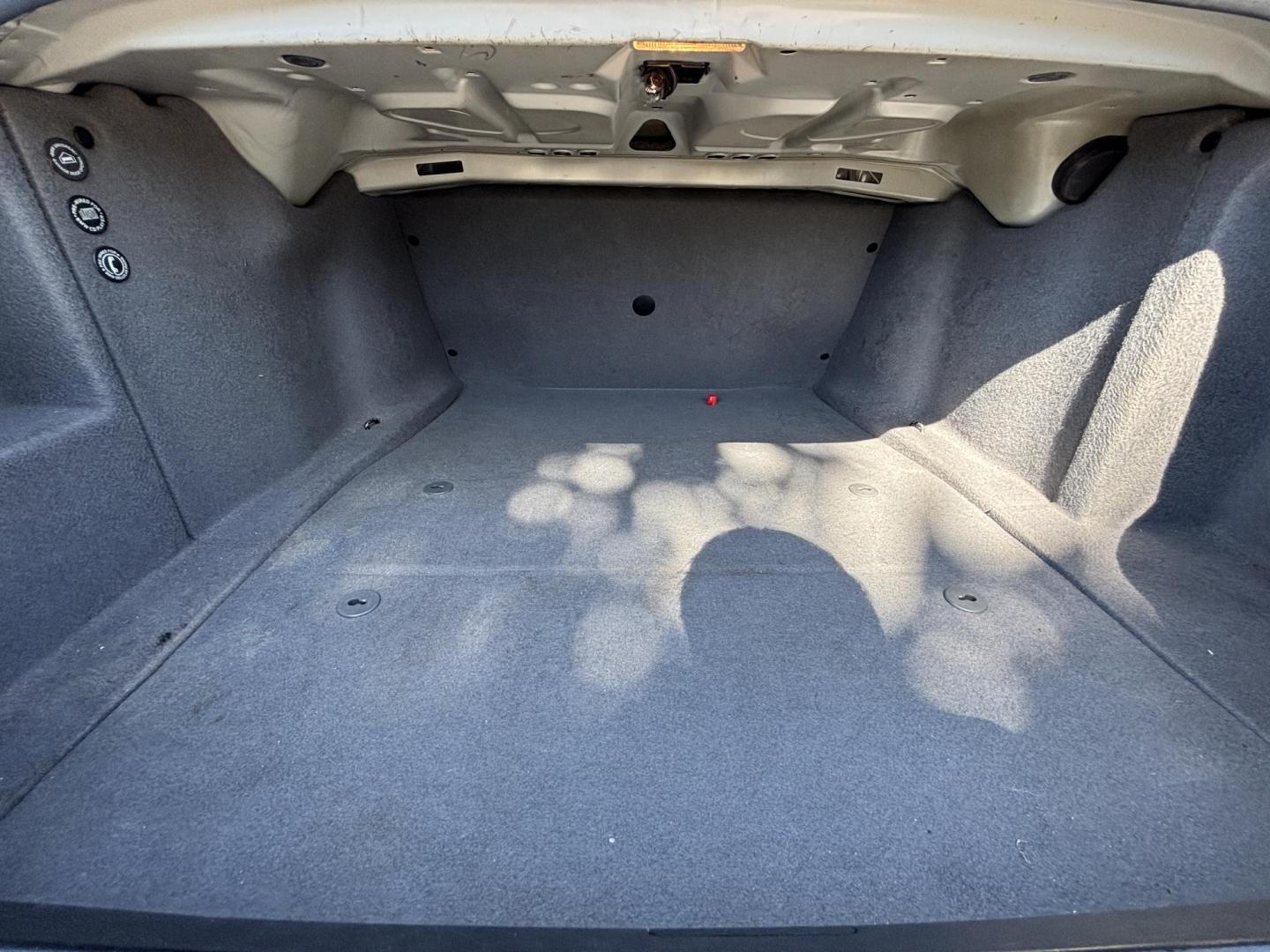 1999 SILVER /LIGHT GRAY LEATHER BMW 5-Series 528i (WBADM6336XB) with an 2.8L L6 DOHC 24V engine, 4-Speed Automatic Overdrive transmission, located at 11170 Summerlin Square Dr., Fort Myers Beach, FL, 33931, (239) 999-7777, 26.493546, -81.941628 - Take a look at this classic and well-kept 1999 BMW 5 Series — a rare find with only 82,000 miles and a history you can feel confident about. This BMW represents a time when driving experience came first. Known for its solid German engineering, smooth ride, and balanced handling, the 5 Series de - Photo#30