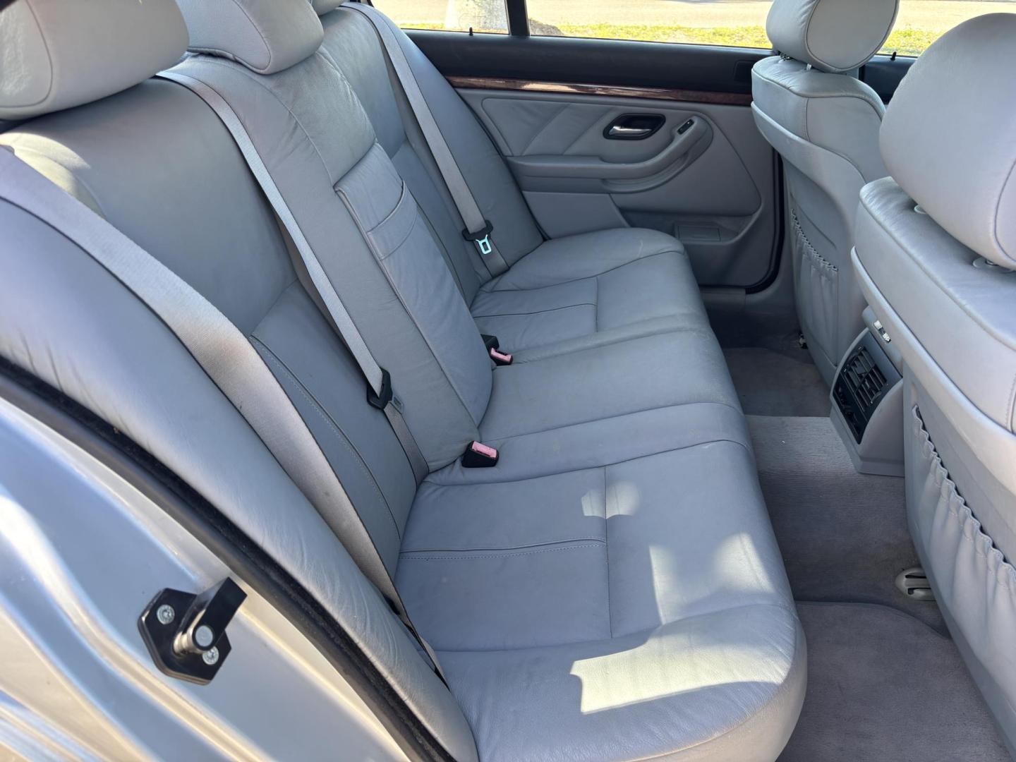 1999 SILVER /LIGHT GRAY LEATHER BMW 5-Series 528i (WBADM6336XB) with an 2.8L L6 DOHC 24V engine, 4-Speed Automatic Overdrive transmission, located at 11170 Summerlin Square Dr., Fort Myers Beach, FL, 33931, (239) 999-7777, 26.493546, -81.941628 - Take a look at this classic and well-kept 1999 BMW 5 Series — a rare find with only 82,000 miles and a history you can feel confident about. This BMW represents a time when driving experience came first. Known for its solid German engineering, smooth ride, and balanced handling, the 5 Series de - Photo#26