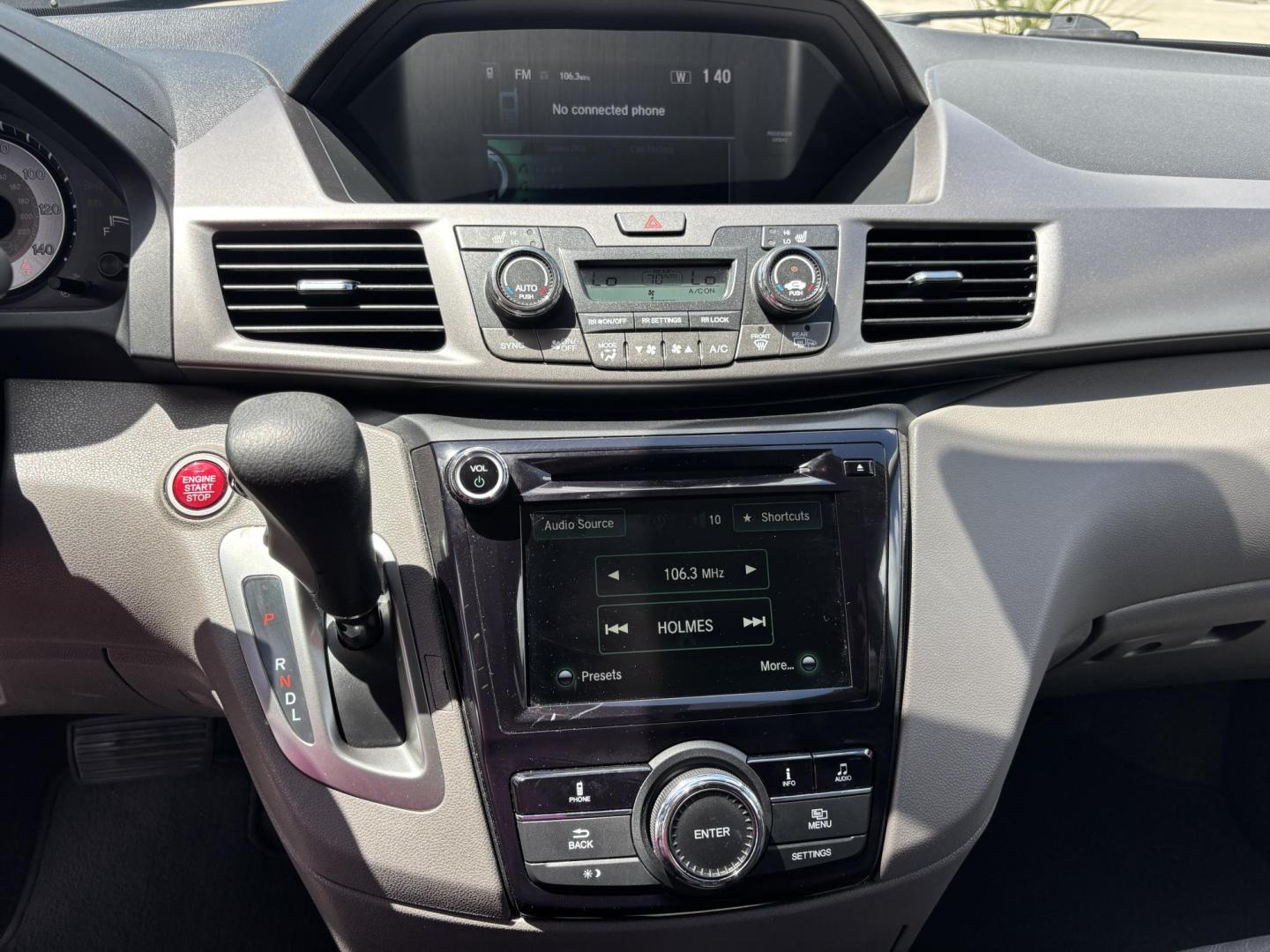 2016 WHITE Honda Odyssey EX-L (5FNRL5H60GB) with an 3.5L V6 SOHC 24V engine, 6A transmission, located at 11170 Summerlin Square Dr., Fort Myers Beach, FL, 33931, (239) 999-7777, 26.493546, -81.941628 - Photo#33