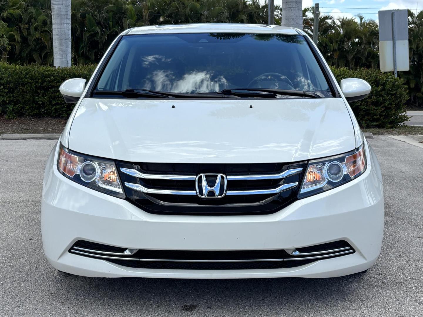 2016 WHITE Honda Odyssey EX-L (5FNRL5H60GB) with an 3.5L V6 SOHC 24V engine, 6A transmission, located at 11170 Summerlin Square Dr., Fort Myers Beach, FL, 33931, (239) 999-7777, 26.493546, -81.941628 - Photo#2