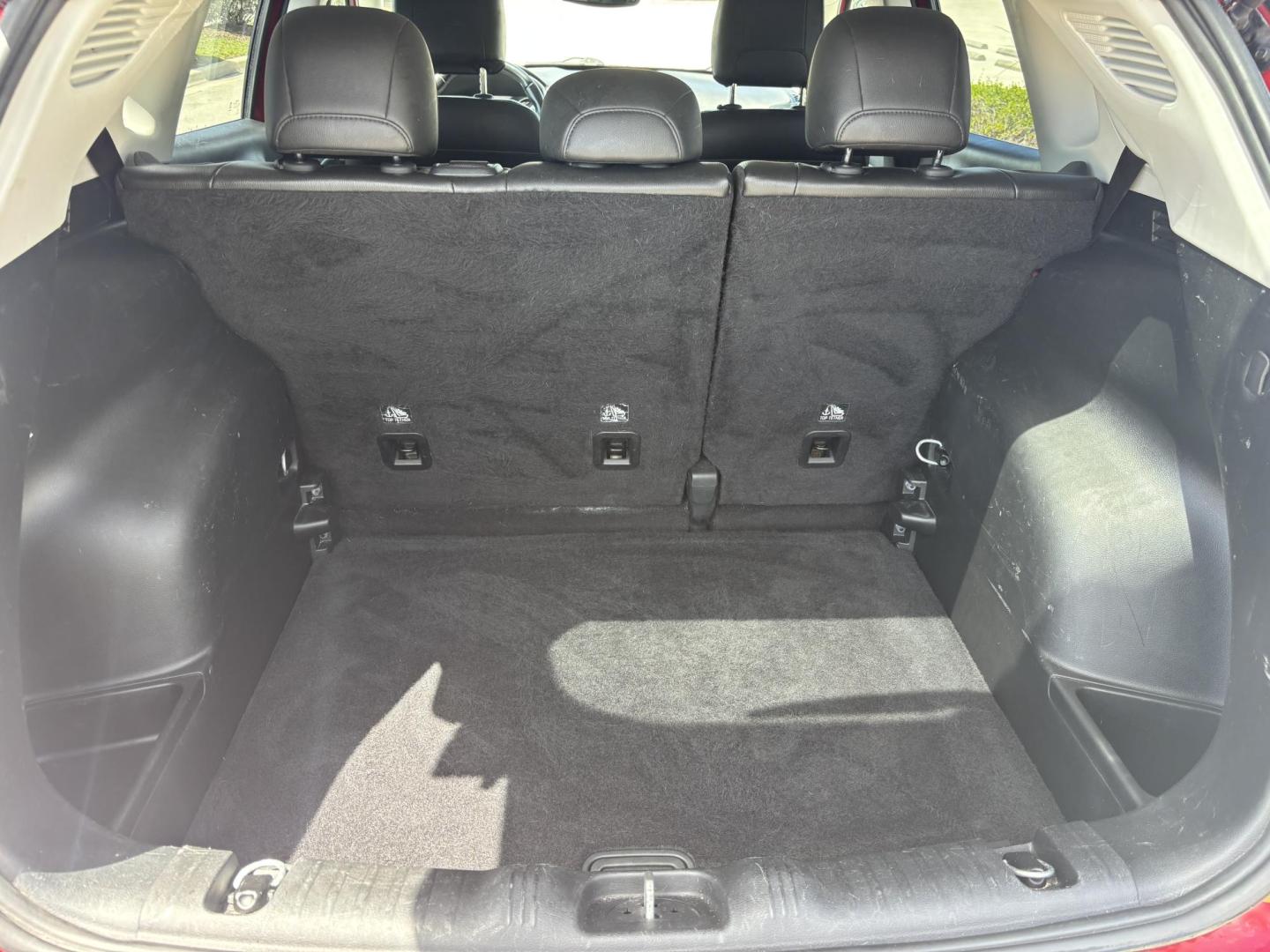 2020 RED /BLACK CLOTH Jeep Compass Altitude (3C4NJCBB6LT) with an 2.4L L4 DOHC 16V engine, located at 11170 Summerlin Square Dr., Fort Myers Beach, FL, 33931, (239) 999-7777, 26.493546, -81.941628 - Photo#16