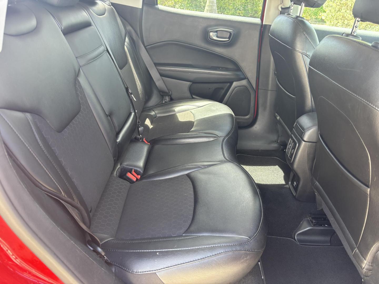 2020 RED /BLACK CLOTH Jeep Compass Altitude (3C4NJCBB6LT) with an 2.4L L4 DOHC 16V engine, located at 11170 Summerlin Square Dr., Fort Myers Beach, FL, 33931, (239) 999-7777, 26.493546, -81.941628 - Photo#13