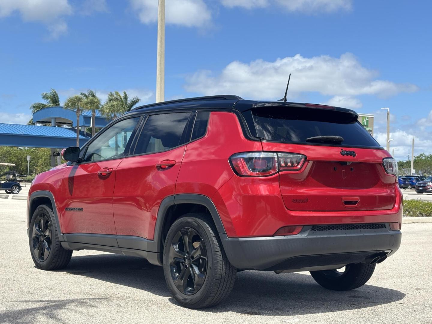 2020 RED /BLACK CLOTH Jeep Compass Altitude (3C4NJCBB6LT) with an 2.4L L4 DOHC 16V engine, located at 11170 Summerlin Square Dr., Fort Myers Beach, FL, 33931, (239) 999-7777, 26.493546, -81.941628 - Photo#5