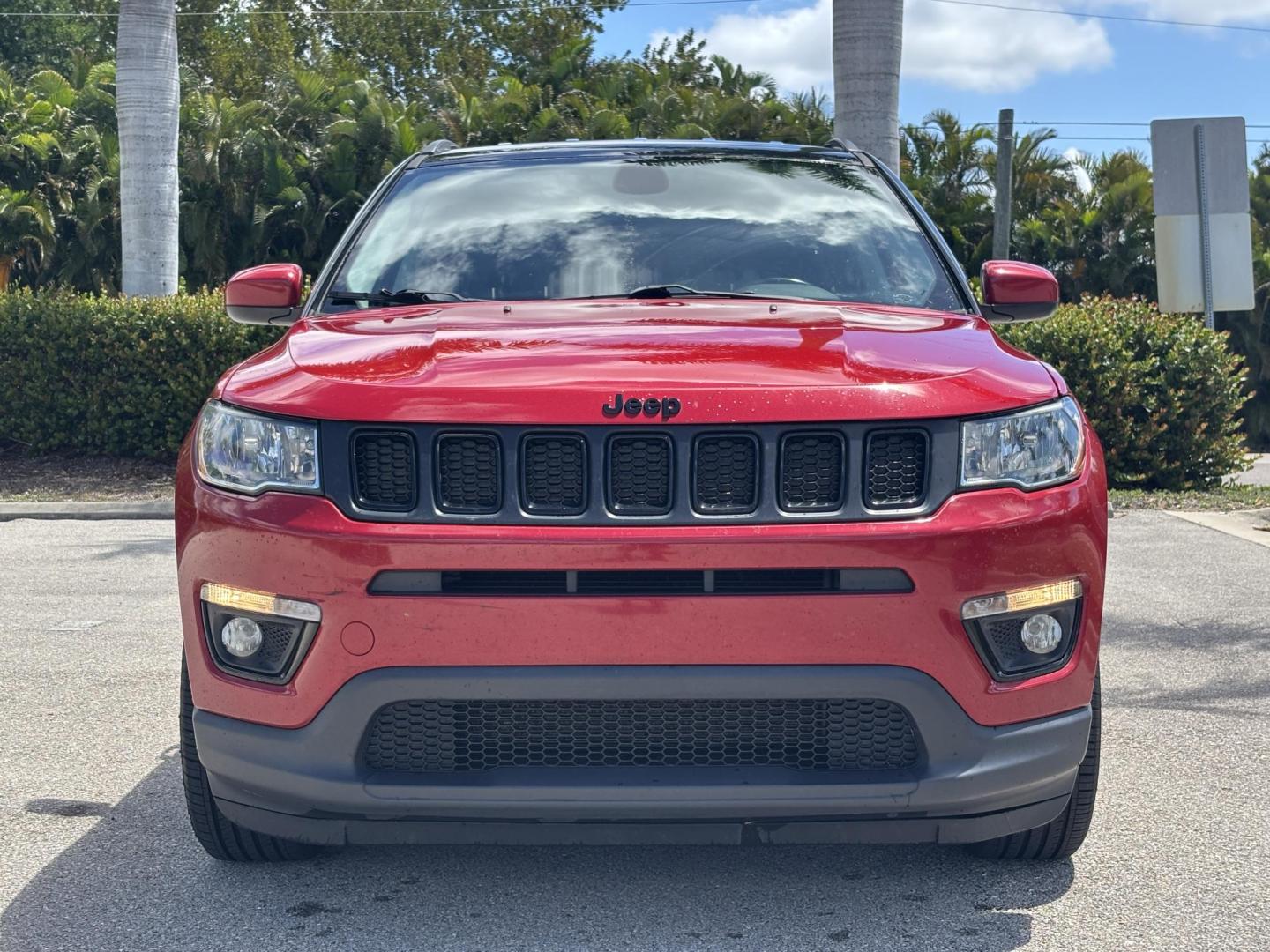2020 RED /BLACK CLOTH Jeep Compass Altitude (3C4NJCBB6LT) with an 2.4L L4 DOHC 16V engine, located at 11170 Summerlin Square Dr., Fort Myers Beach, FL, 33931, (239) 999-7777, 26.493546, -81.941628 - Photo#2