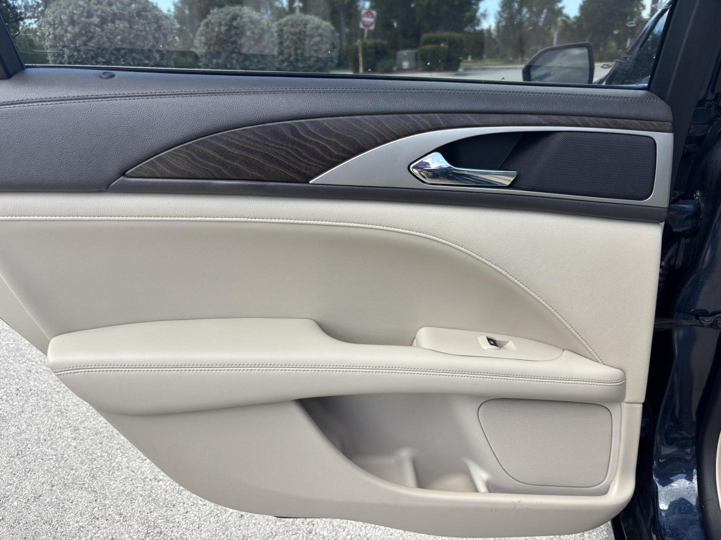 2017 BLUE Lincoln MKZ Select FWD (3LN6L5C98HR) with an 2.0L L4 DOHC 16V engine, 6A transmission, located at 11170 Summerlin Square Dr., Fort Myers Beach, FL, 33931, (239) 999-7777, 26.493546, -81.941628 - Photo#31