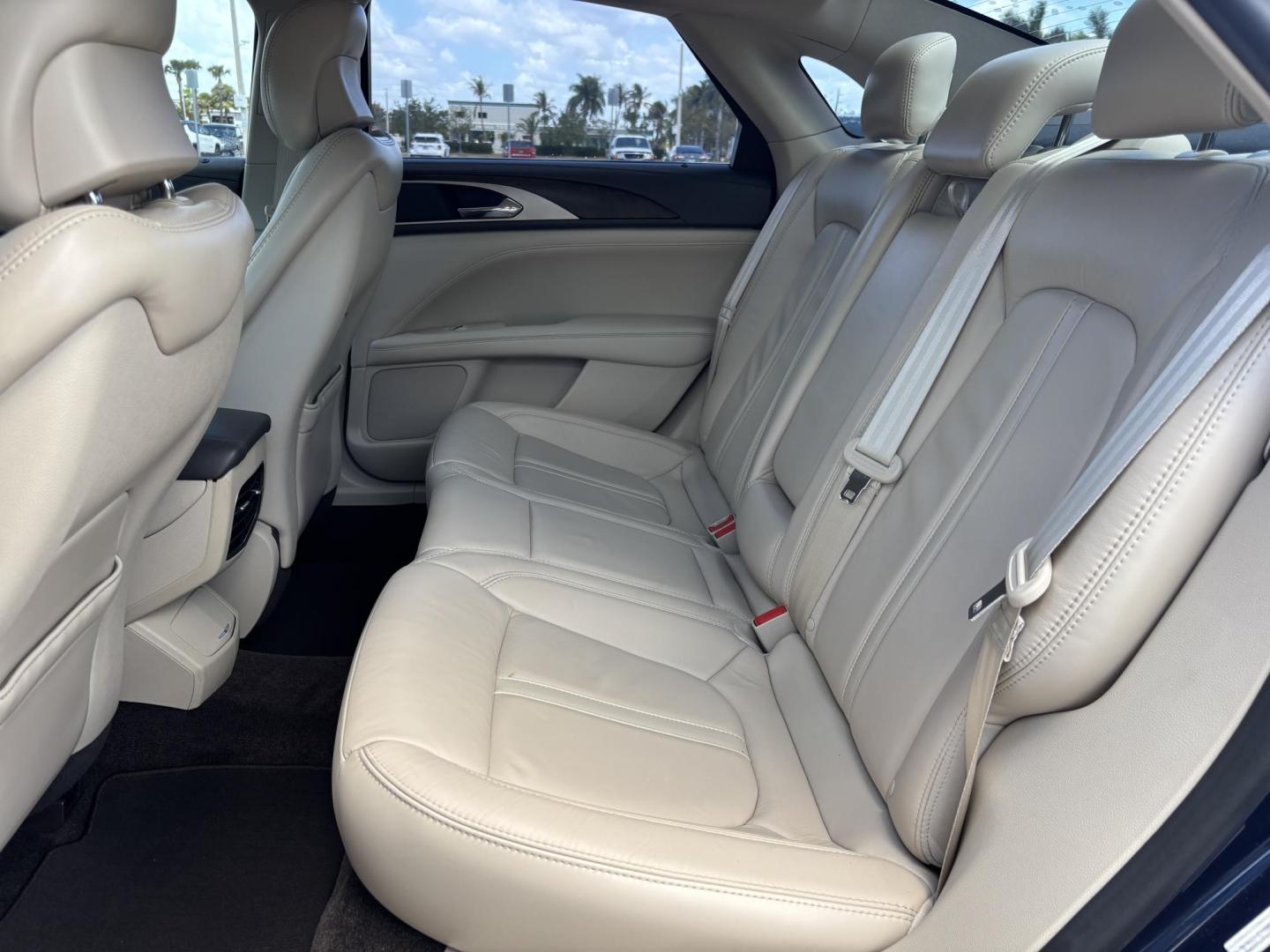 2017 BLUE Lincoln MKZ Select FWD (3LN6L5C98HR) with an 2.0L L4 DOHC 16V engine, 6A transmission, located at 11170 Summerlin Square Dr., Fort Myers Beach, FL, 33931, (239) 999-7777, 26.493546, -81.941628 - Photo#17